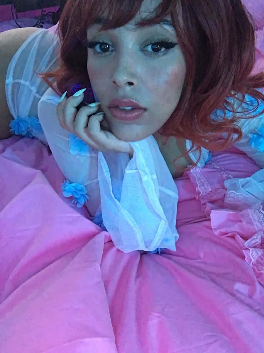 Portræt af Doja Cat, en ny frontfigur i musikindustrien Wallpapers