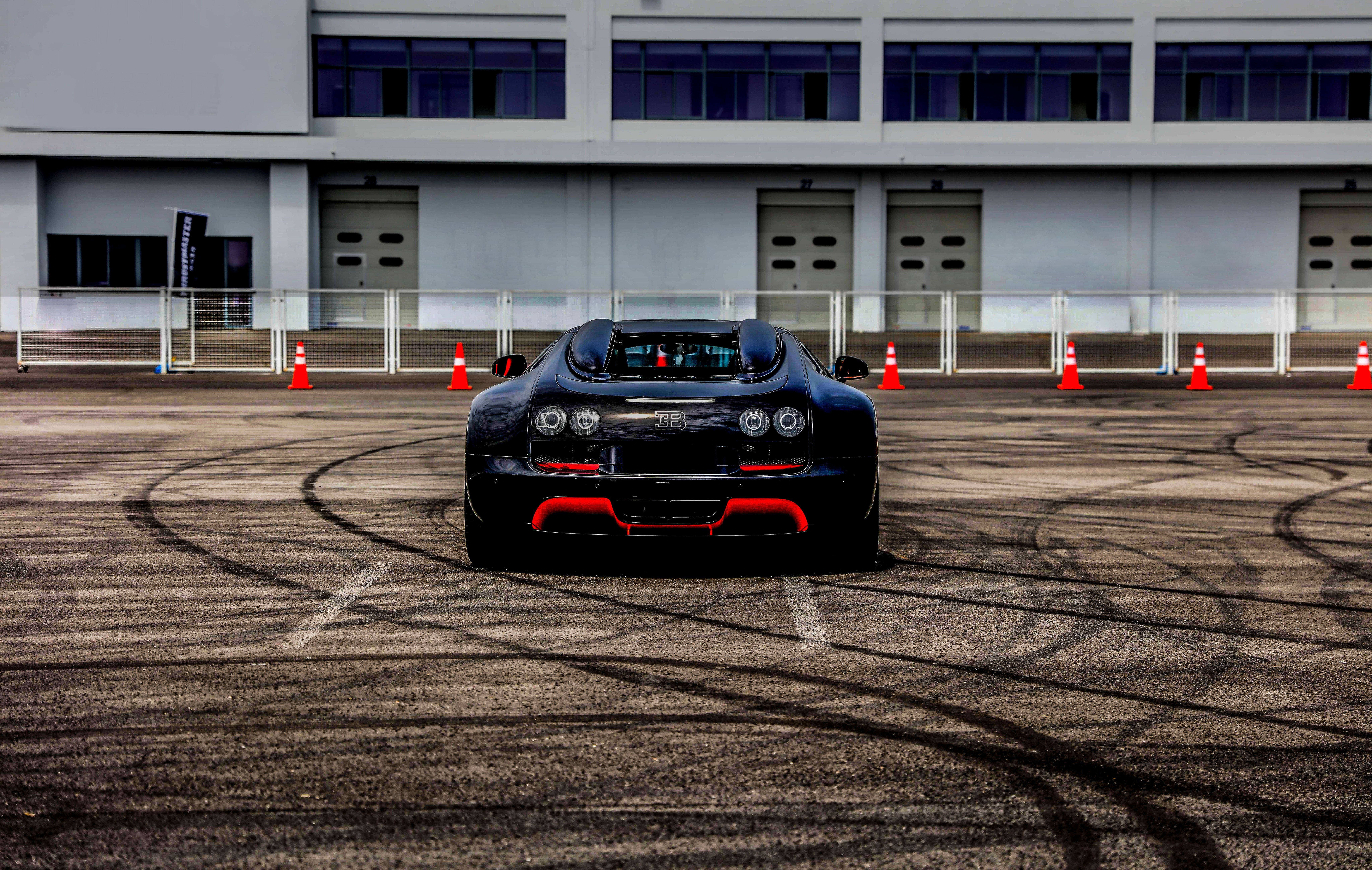 Rød-sort Bugatti Veyron Wallpapers