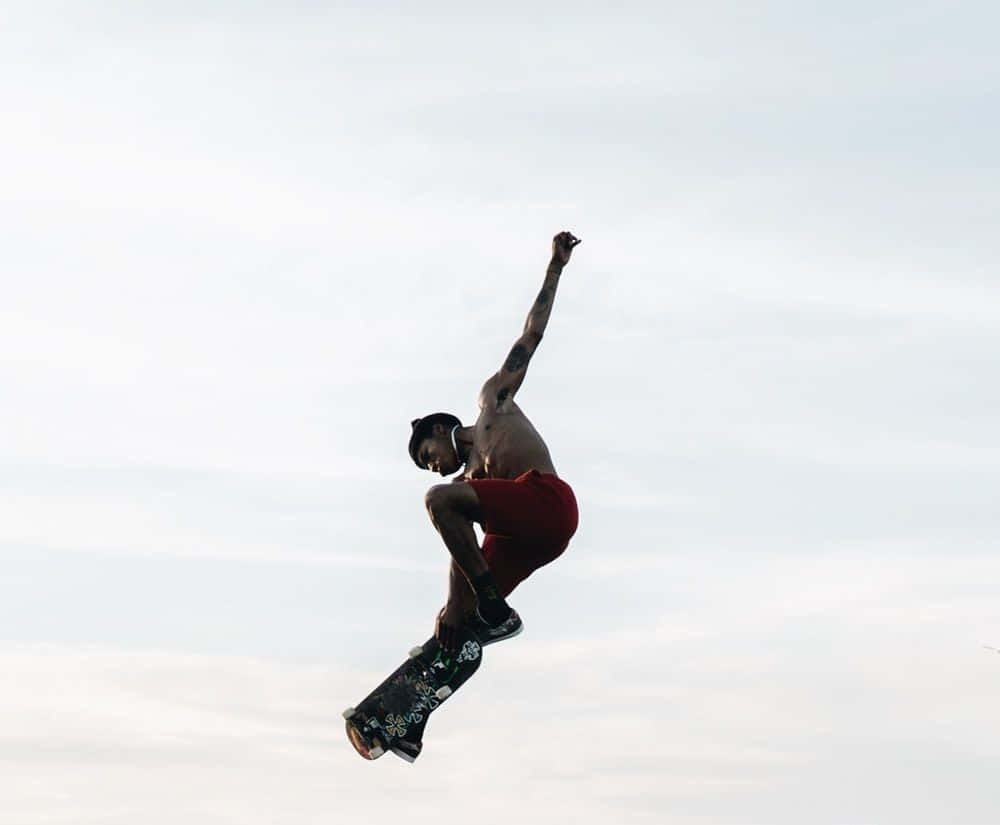 Rocker i parken med sit skater-look Wallpapers
