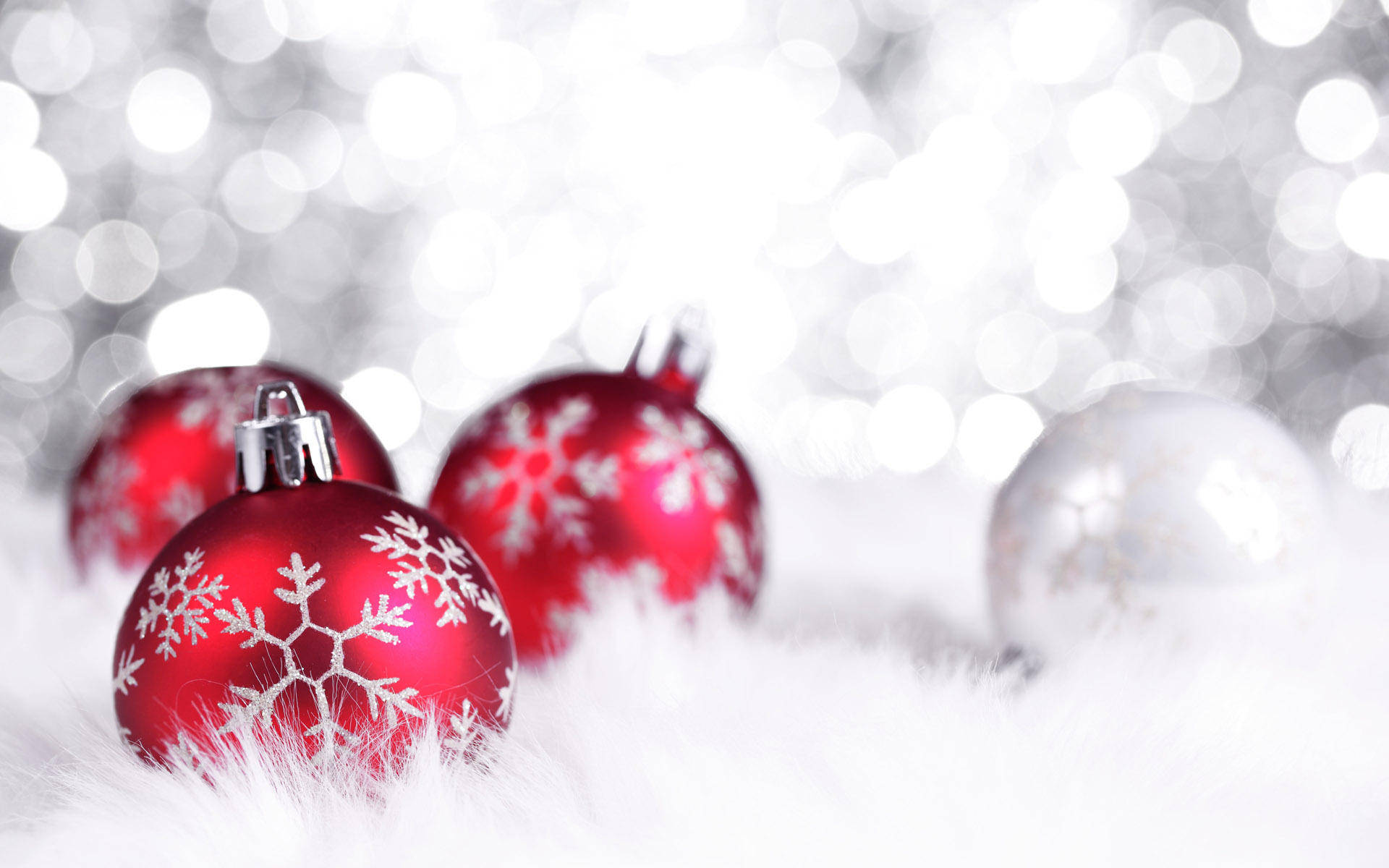 Røde julekugler i bredformat Wallpapers