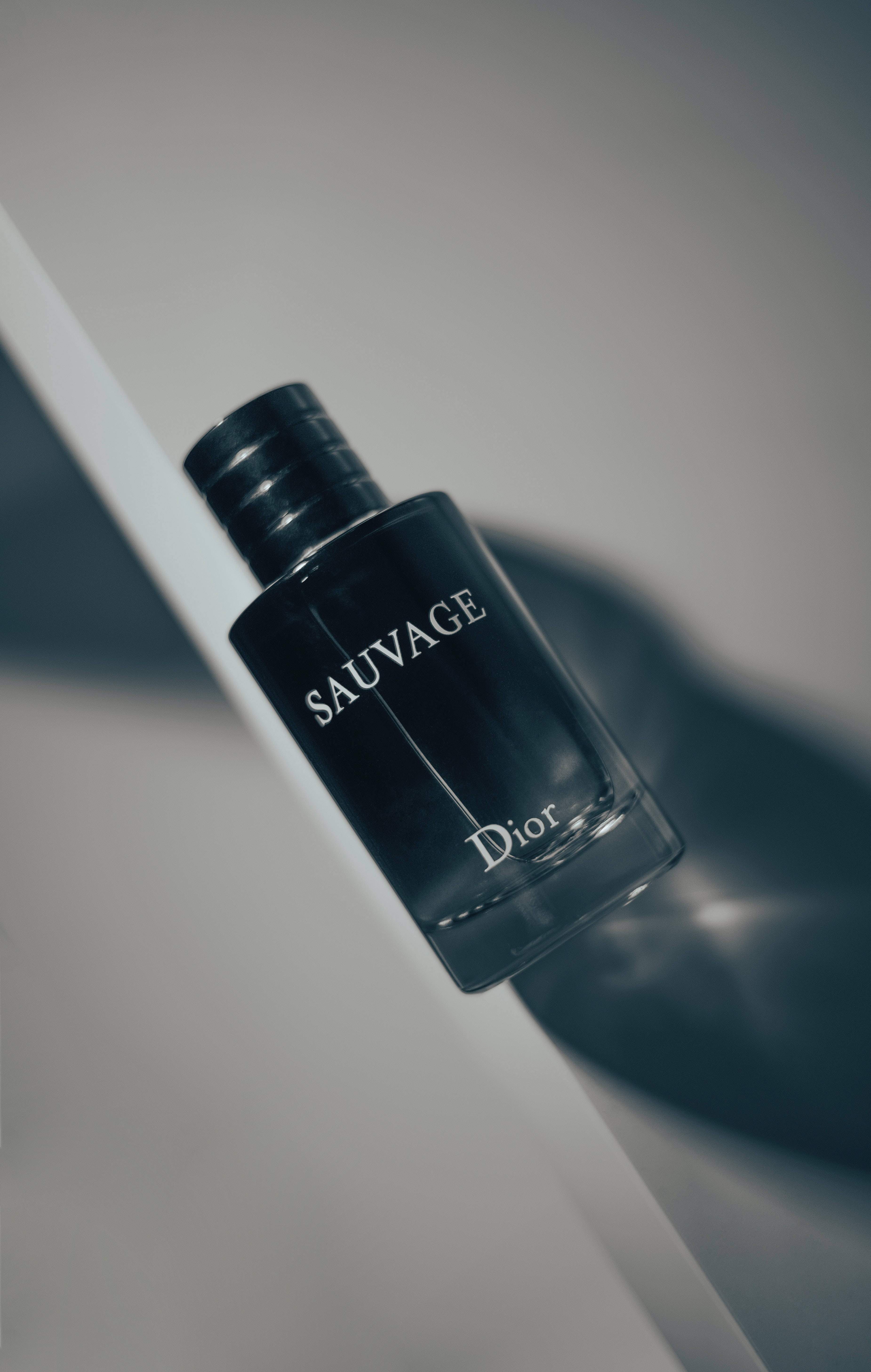 Sauvage Dior Telefon Wallpapers