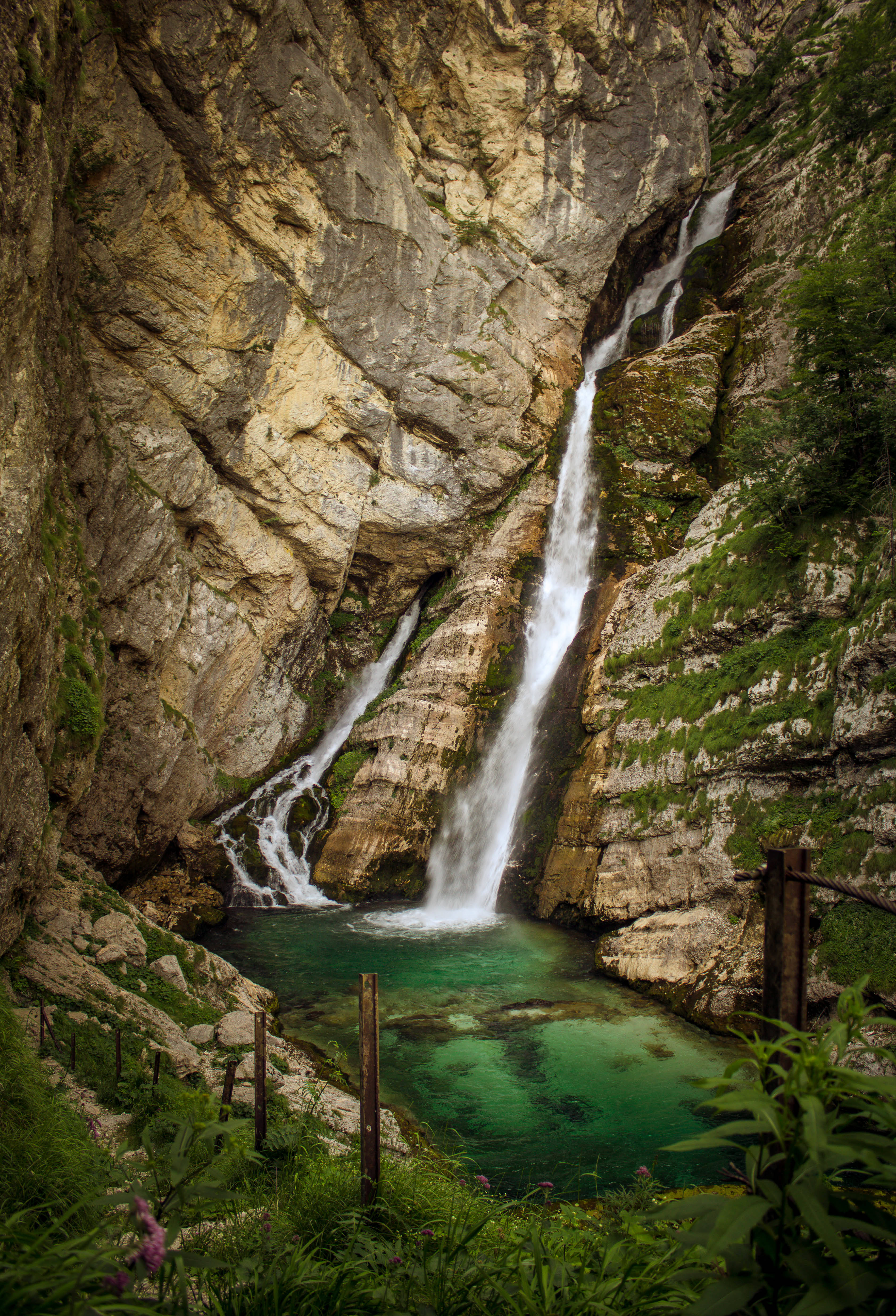 Savica-vandfaldet i De Juliske Alper, Slovenien Wallpapers