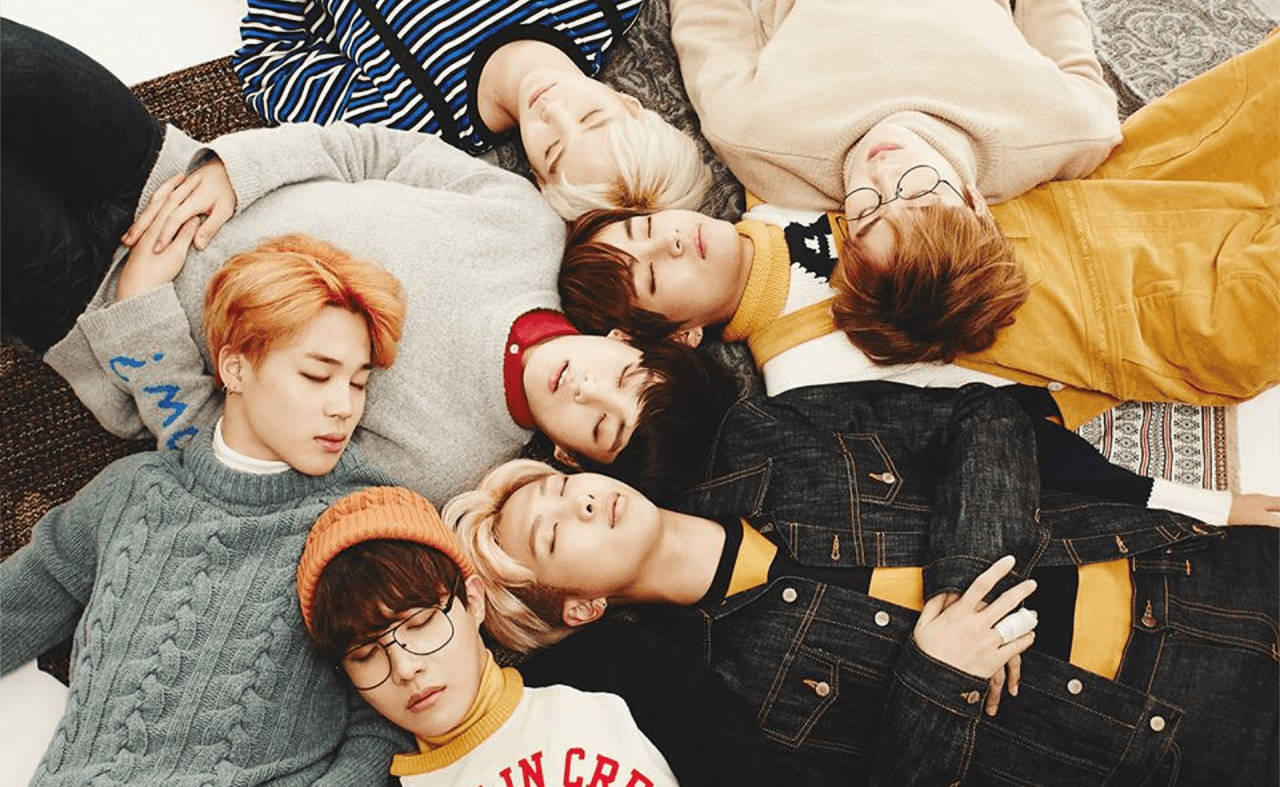 Søde BTS sover oven på hinanden Wallpapers