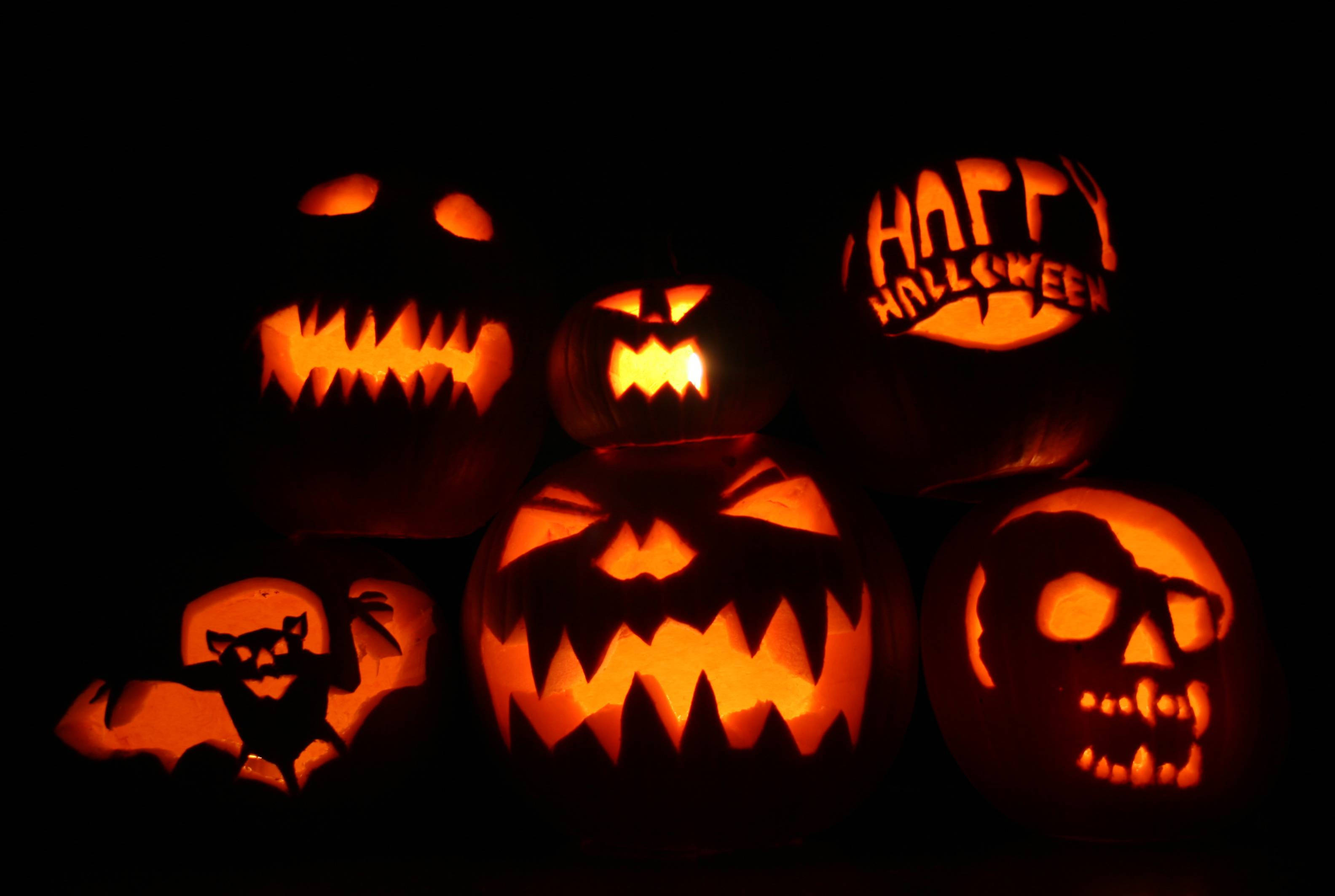 Søde æstetiske Halloween-lysende græskar Wallpapers