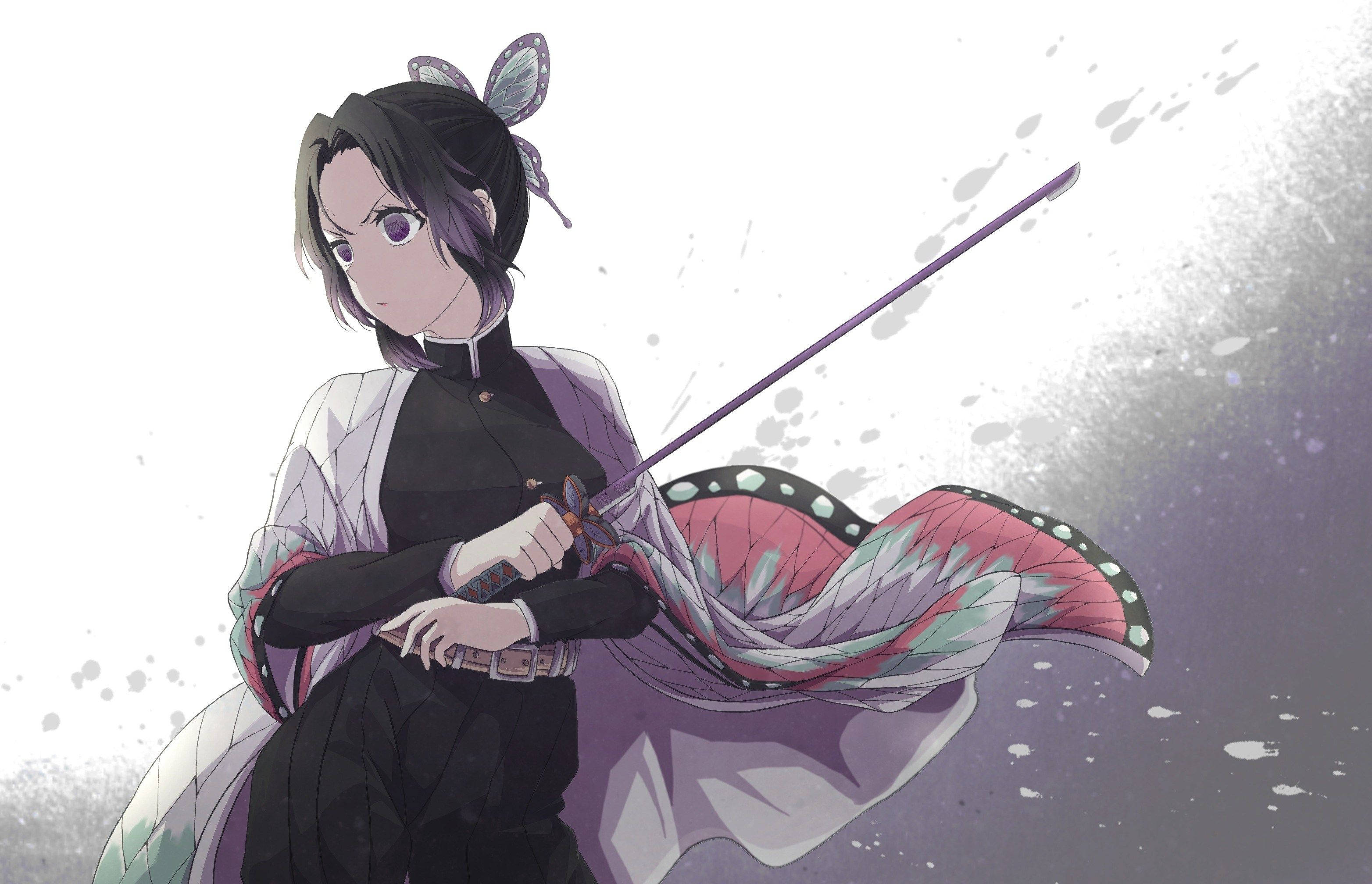 Shinobu fra Demon Slayer svinger modigt sit sværd Wallpapers