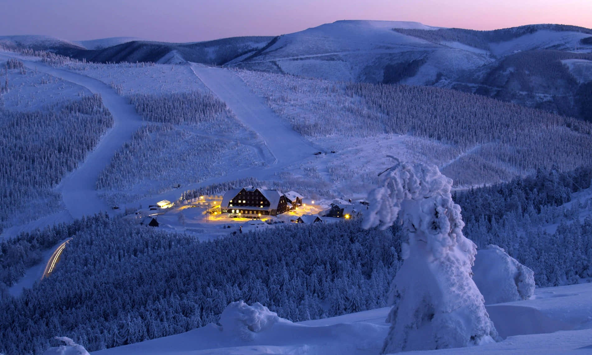 Ski Resort Vinterlandskab til Skrivebordet Wallpapers