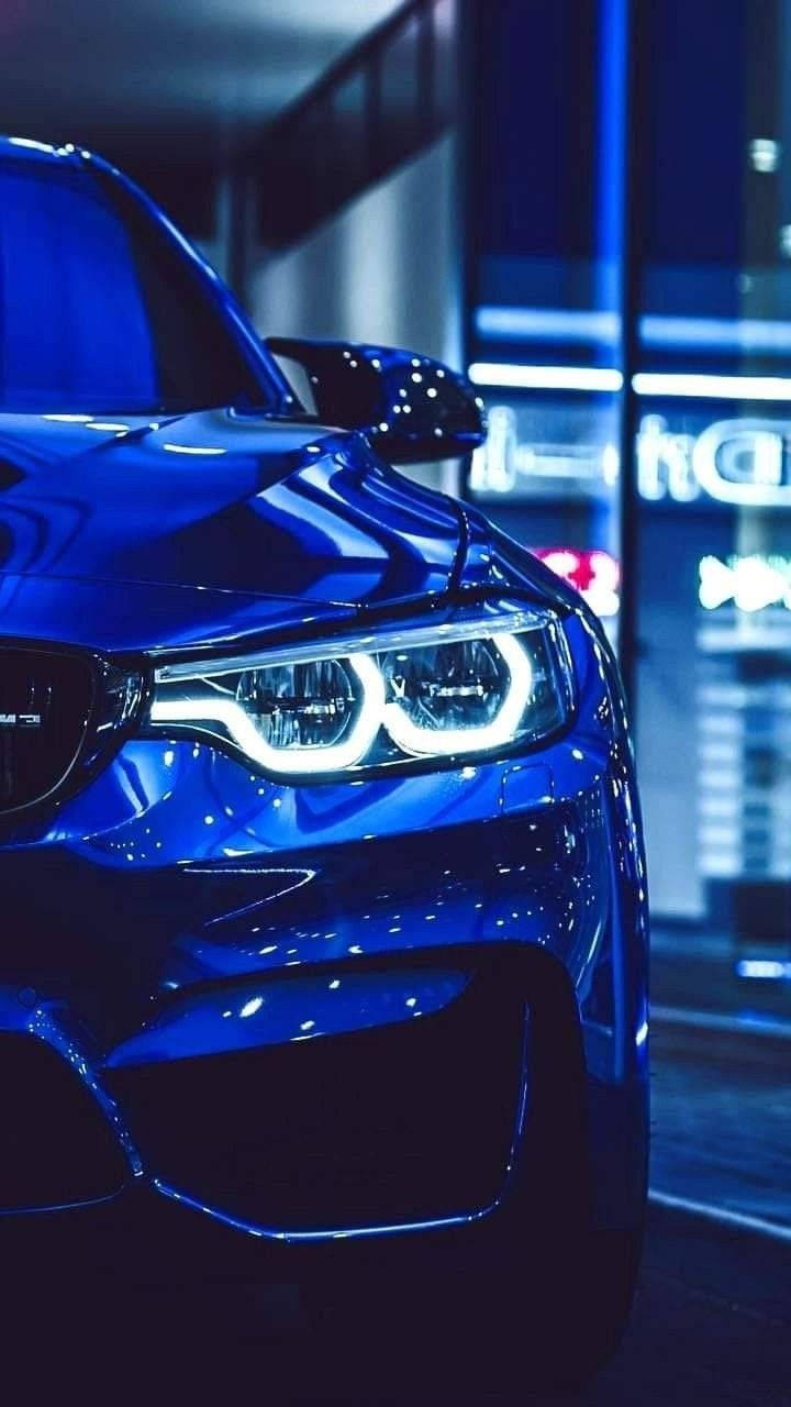 Skinnende forlygte på en blå BMW Wallpapers