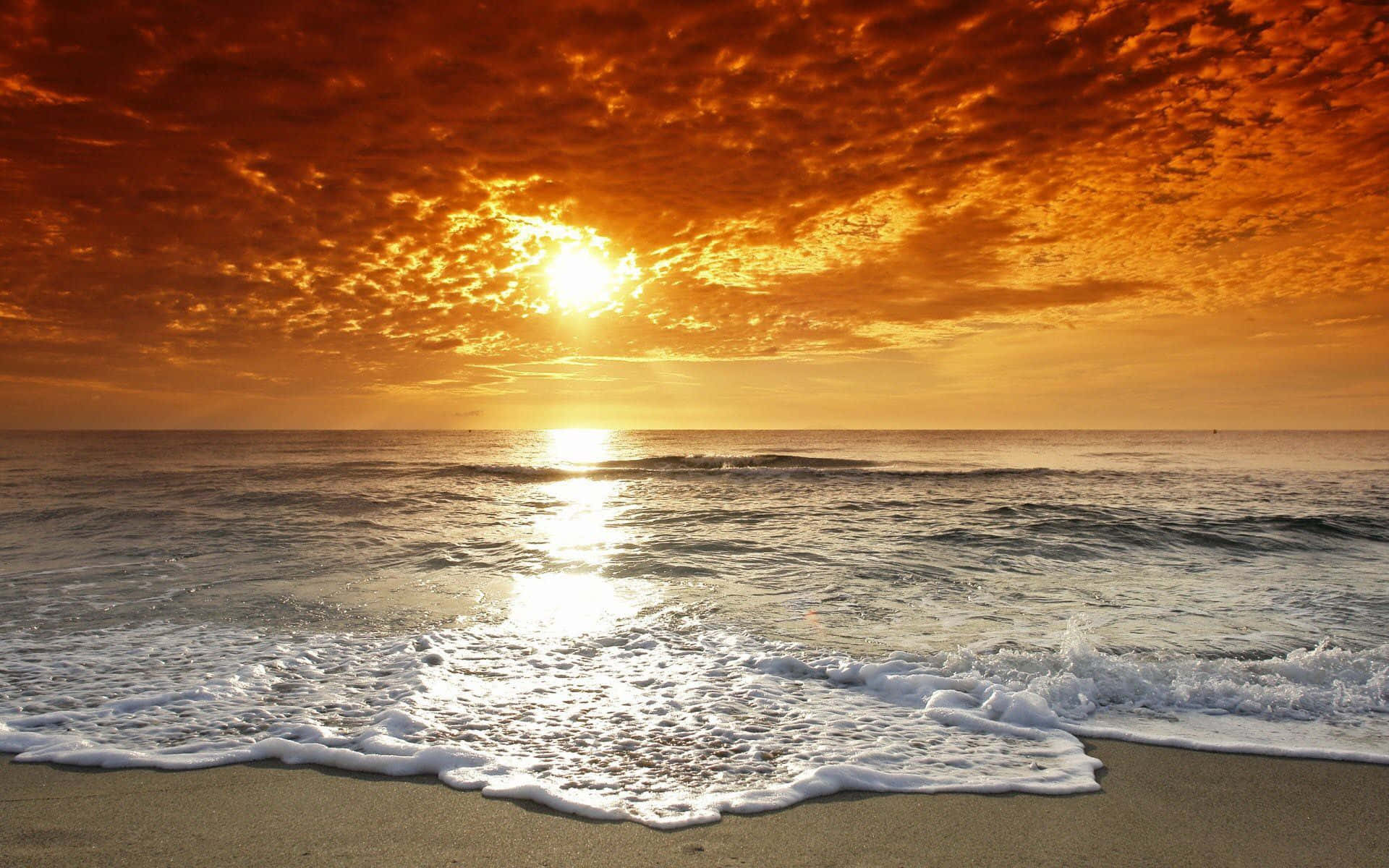 Slap af og nyd den stille strandsolnedgang Wallpapers