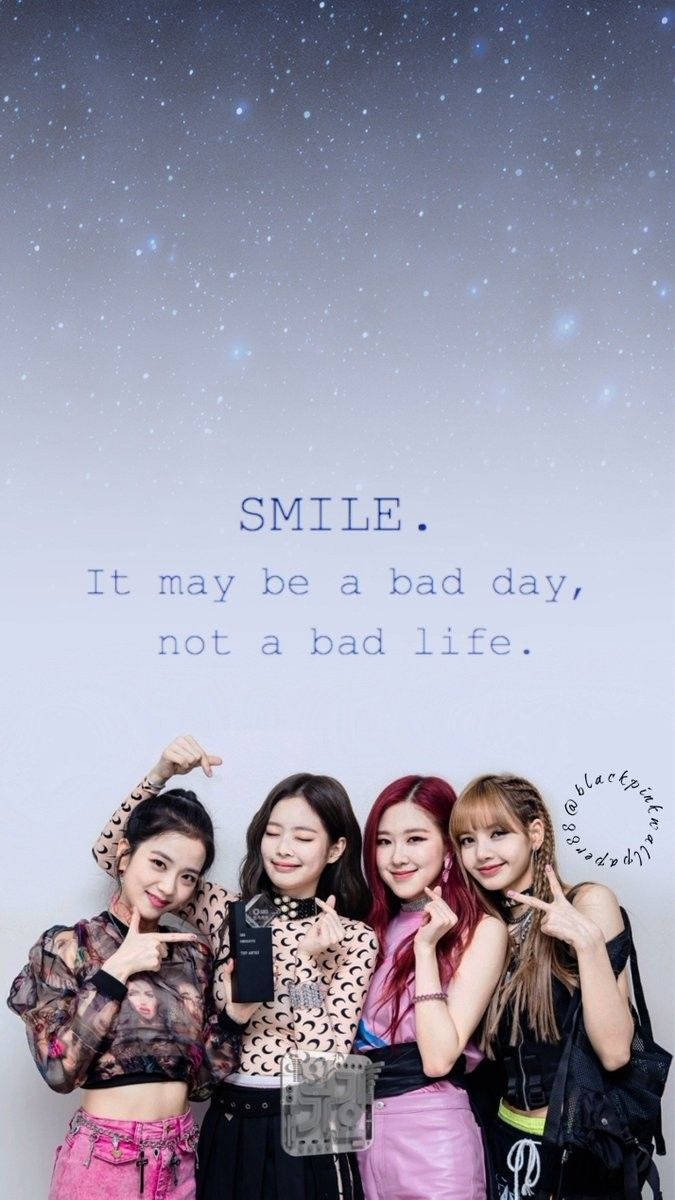 'Smil, Det Er Dit Bedste Tilbehør!' - Blackpink Wallpapers