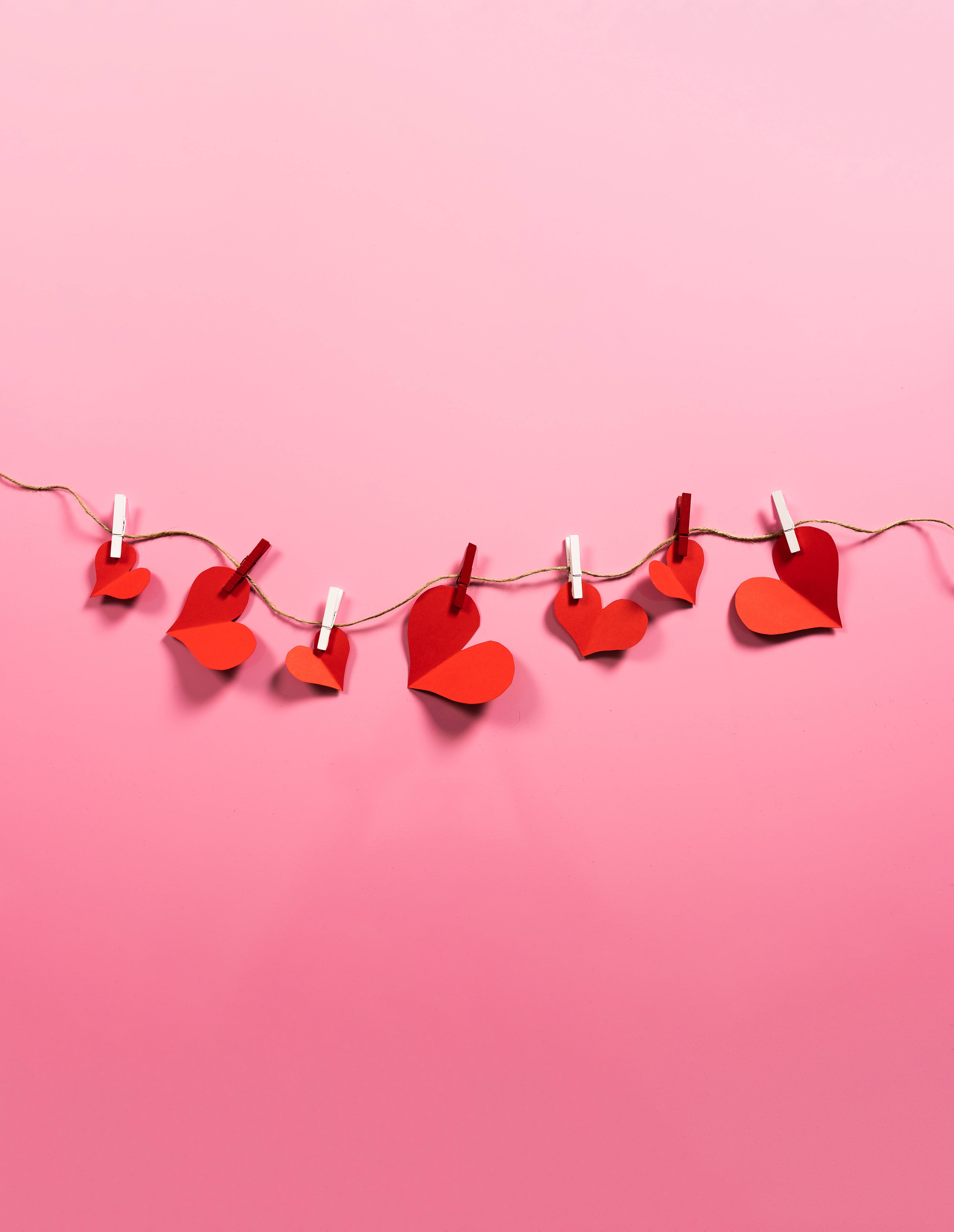 Snor med æstetiske hjerteudskæringer Wallpapers