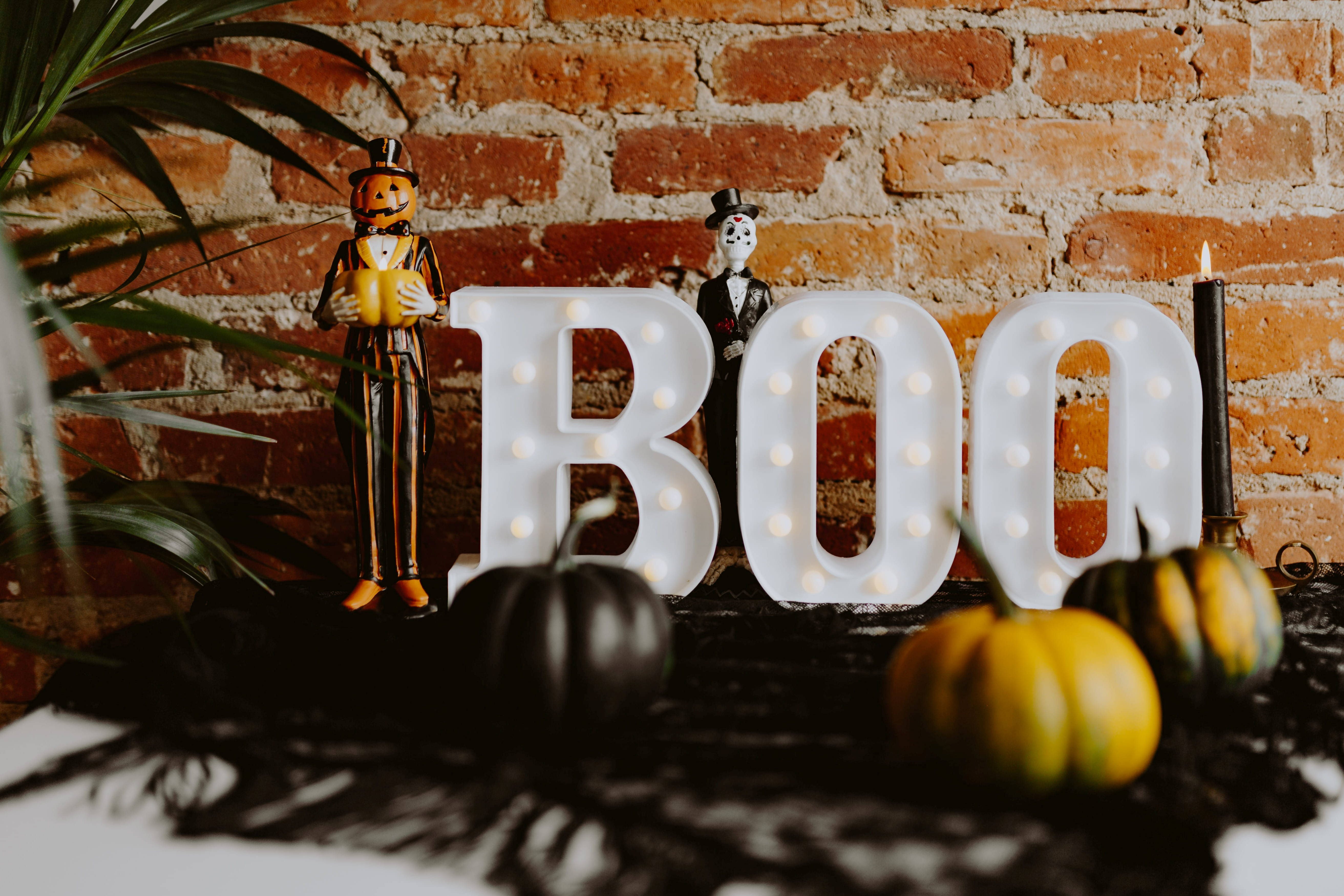 Søde Halloween dekorationer og bogstaver Wallpapers