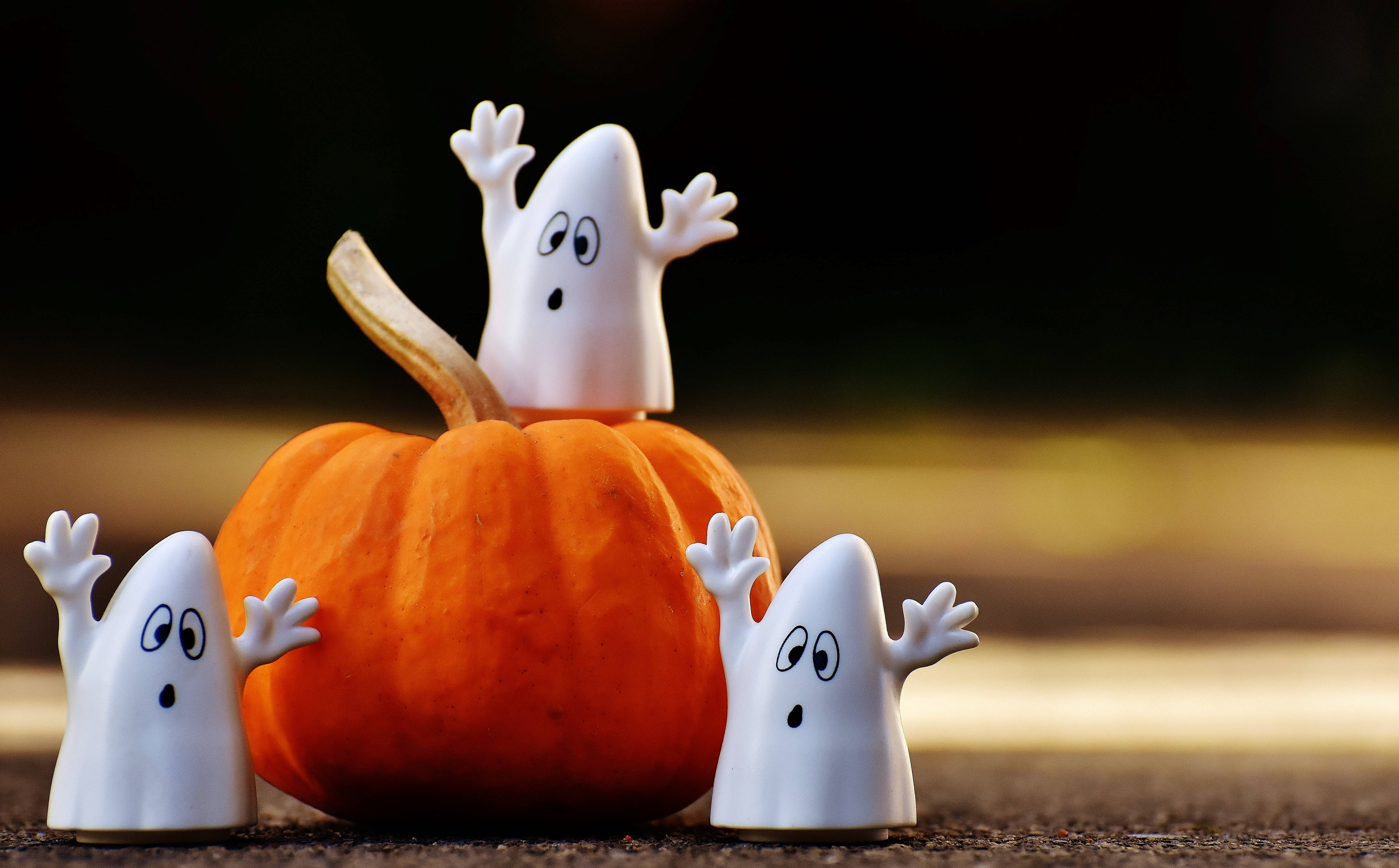 Søde Halloween hvide spøjser dekoration Wallpapers