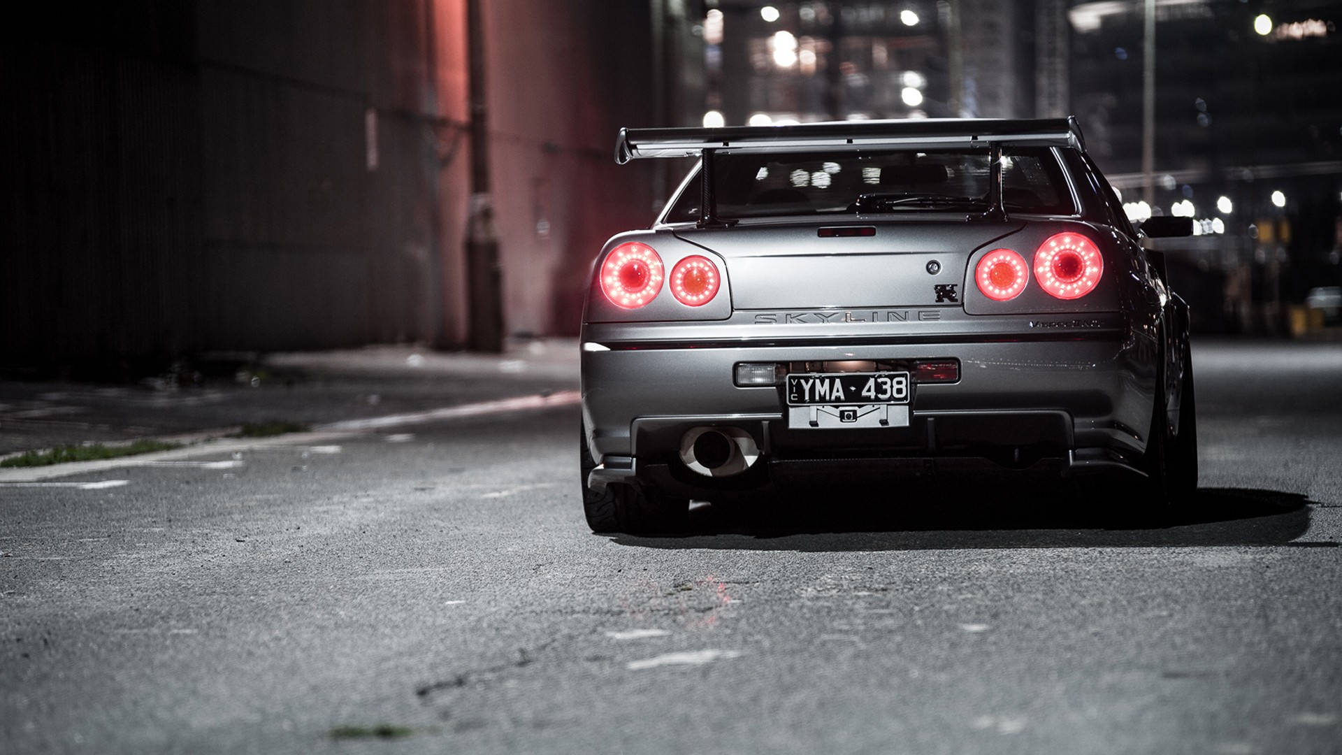 Sølv Nissan Skyline GTR R34 Wallpapers