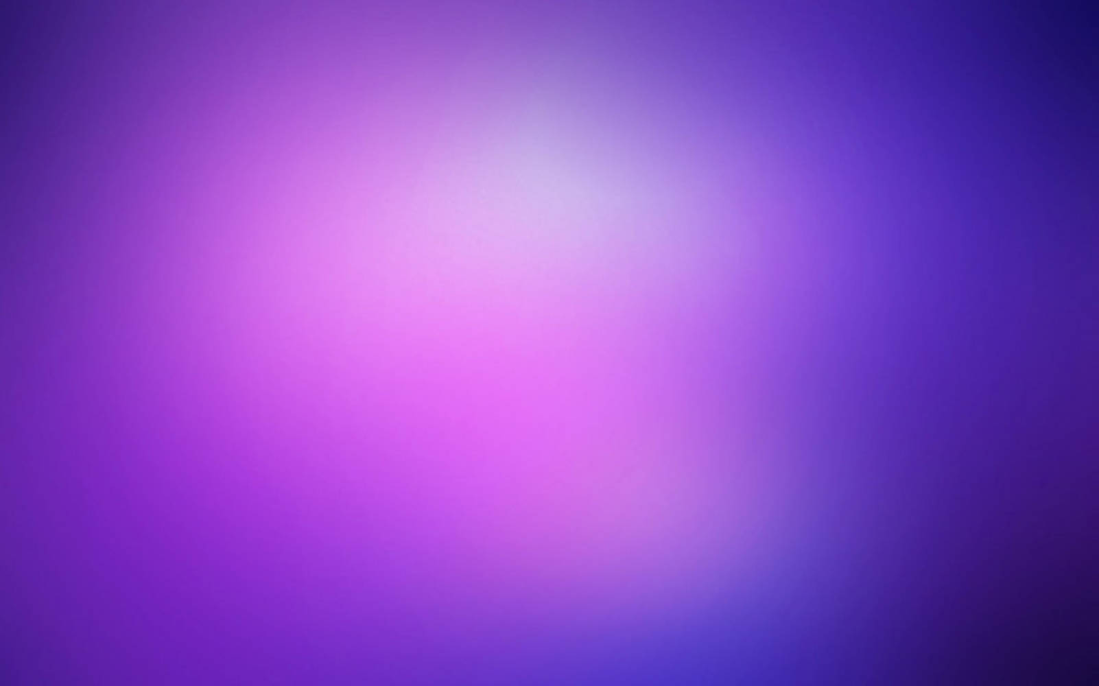 Solid pastel lilla gradient Wallpapers