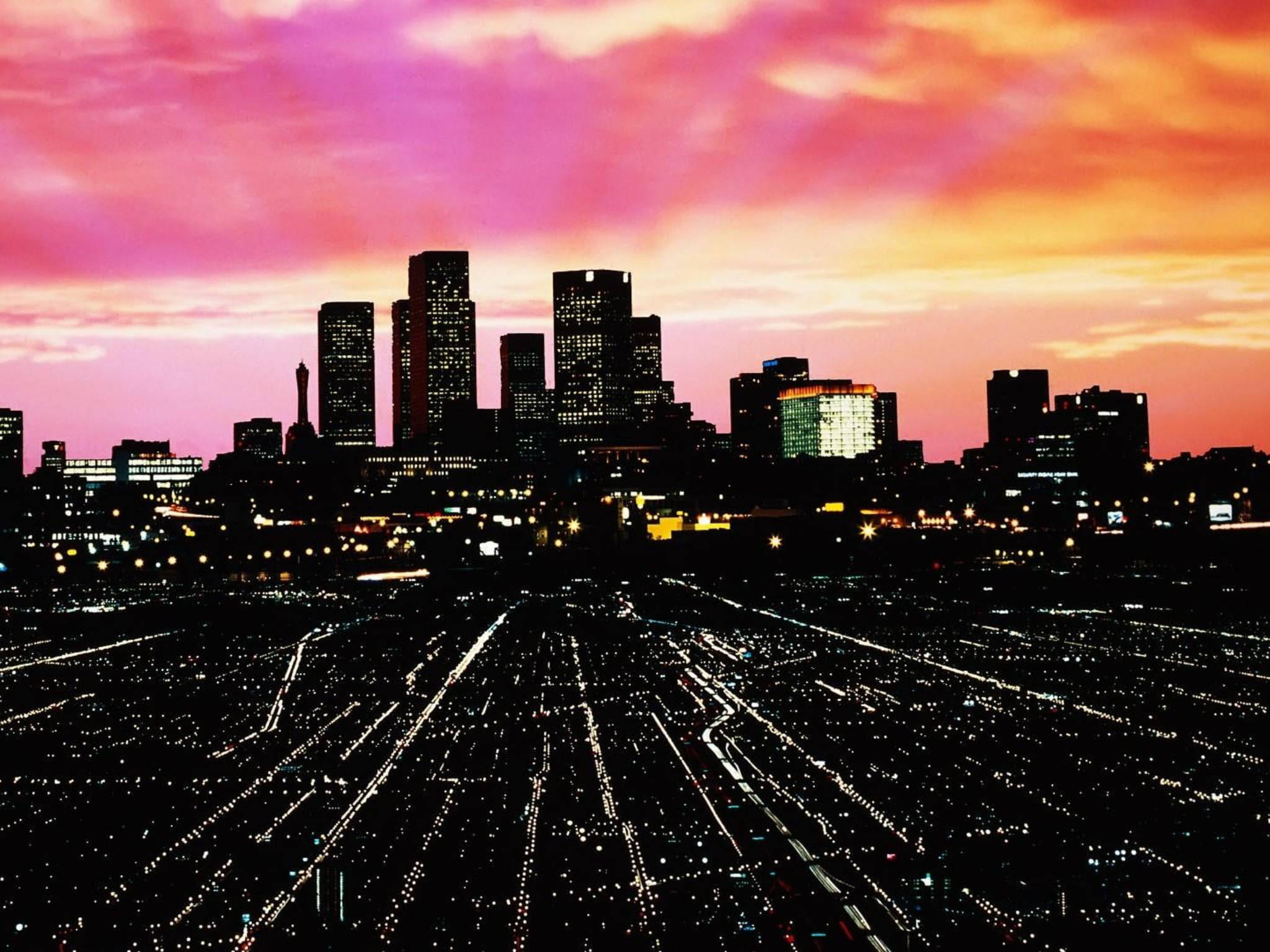 Solnedgang over det urbane Los Angeles Wallpapers
