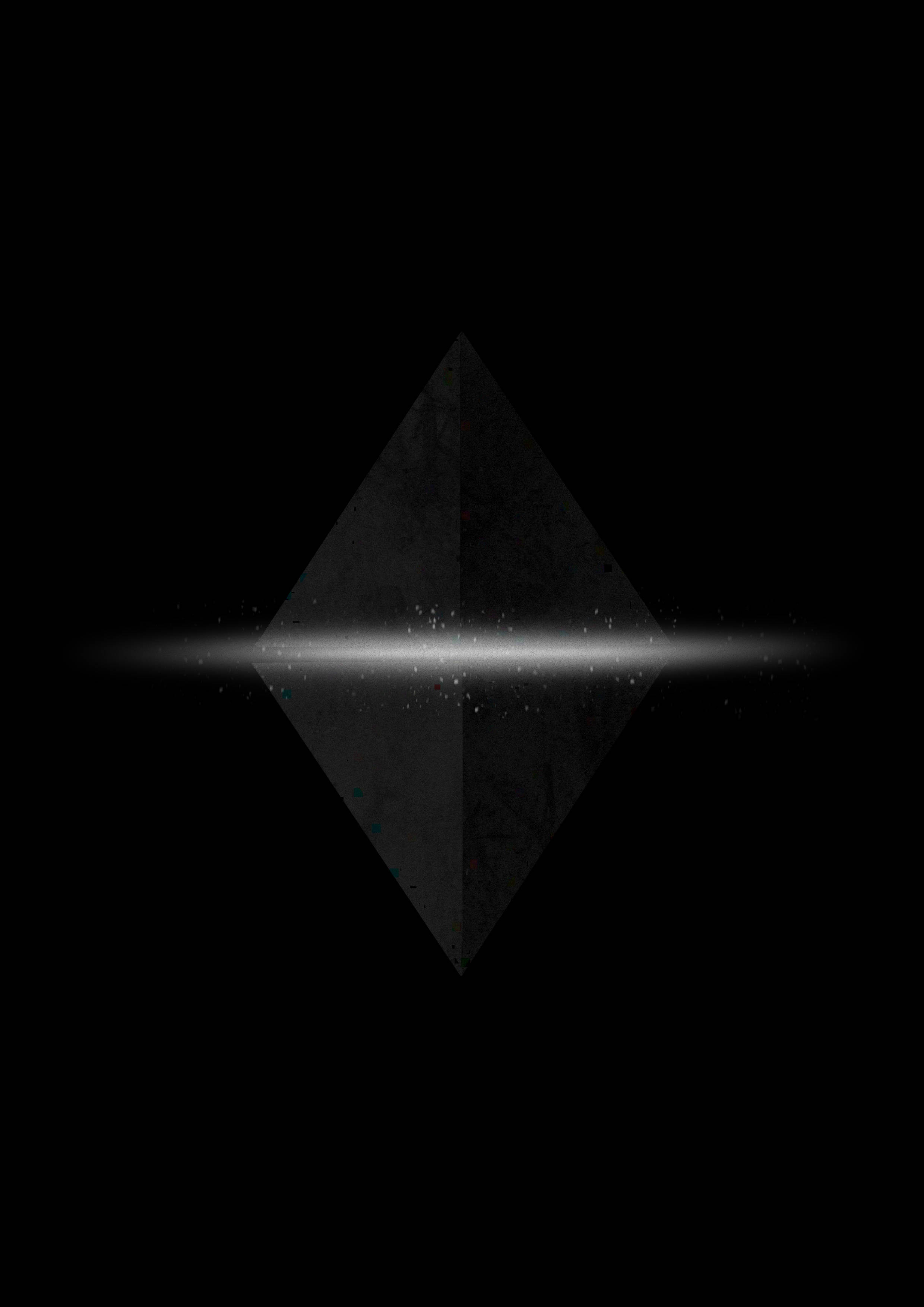 Sort Pyramide Med Spejlreplika Wallpapers