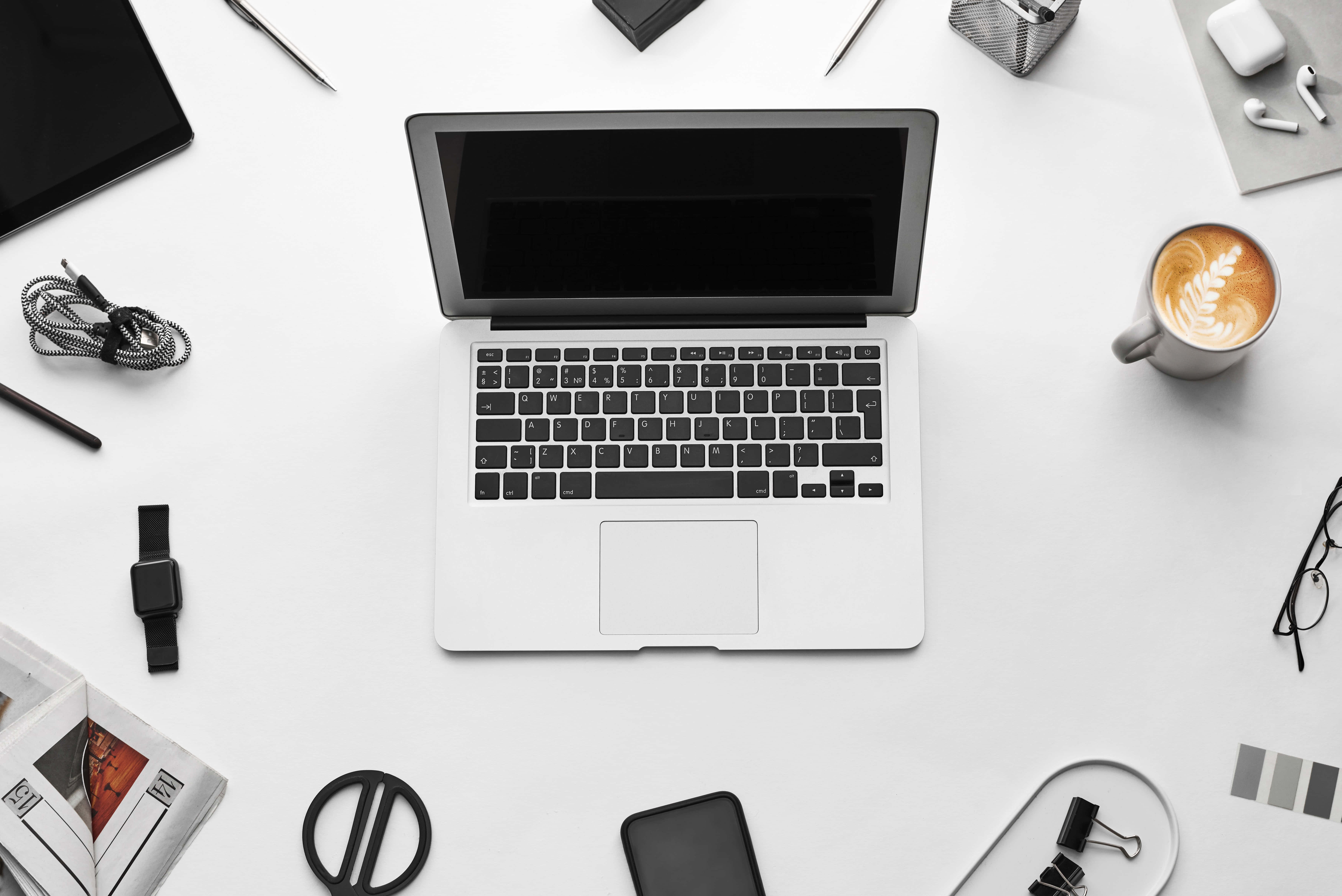 Æstetisk MacBook i perfekte omgivelser Wallpapers