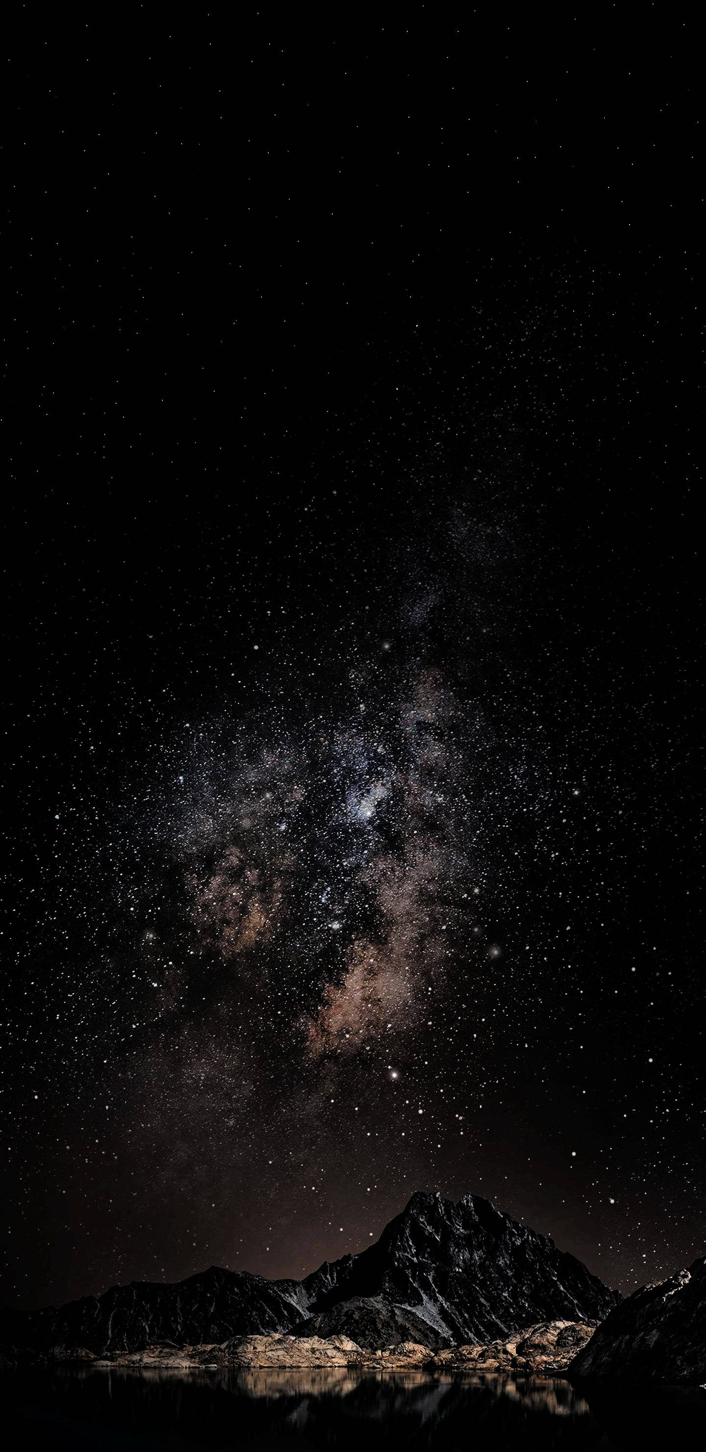 Stjernehimmel over bjerg Wallpapers