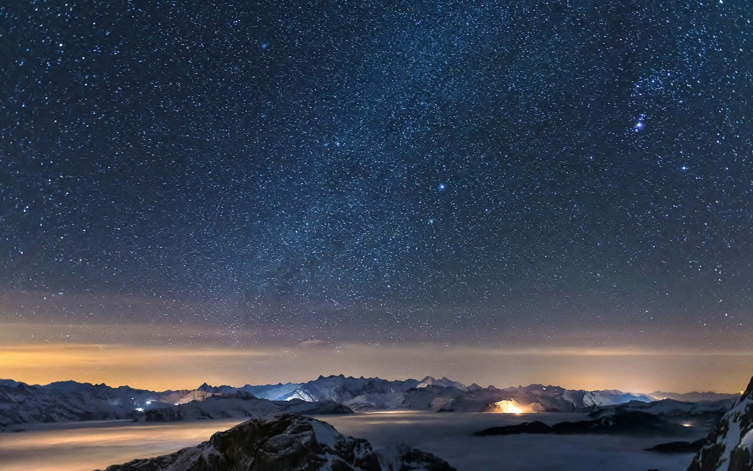 Stjerner over de sneklædte Alper 4K Ultra HD Landskab Wallpapers
