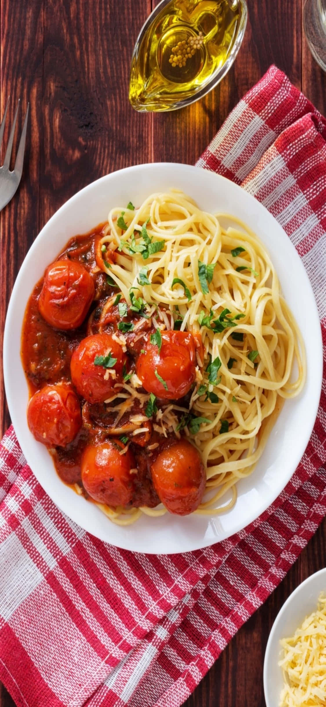 Store tomater iPhone X pasta baggrund Wallpapers