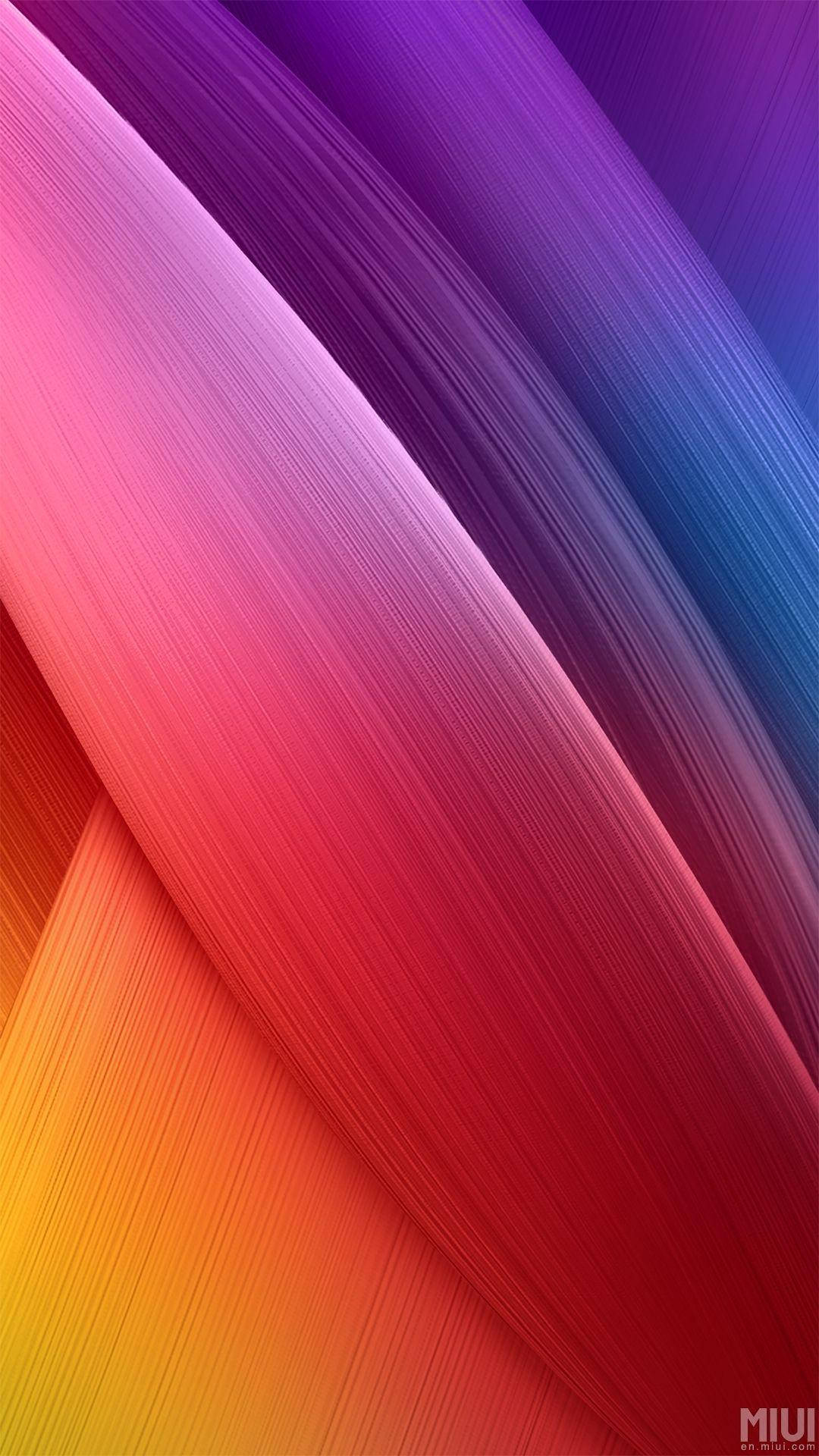 Strålende MIUI-baggrund med lilla, orange og røde striber Wallpapers
