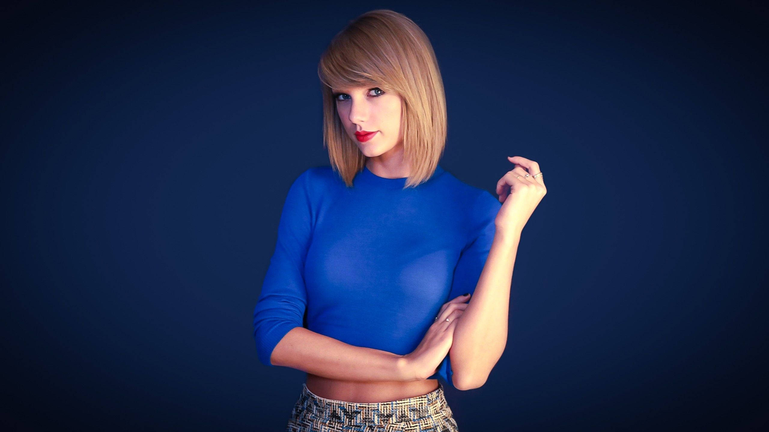 Taylor Swift i blåt Wallpapers