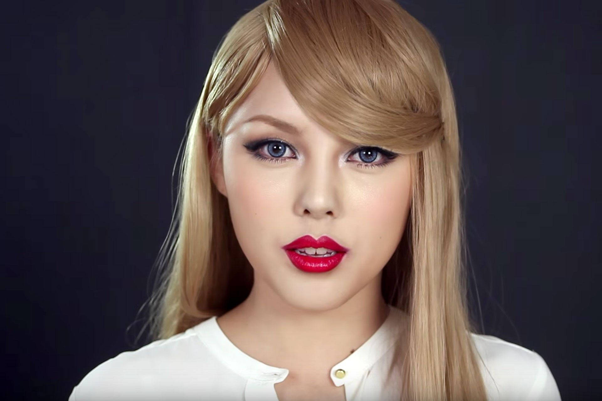 Taylor Swift glat hår og perfekte røde læber tapet. — Taylor Swift Wallpapers