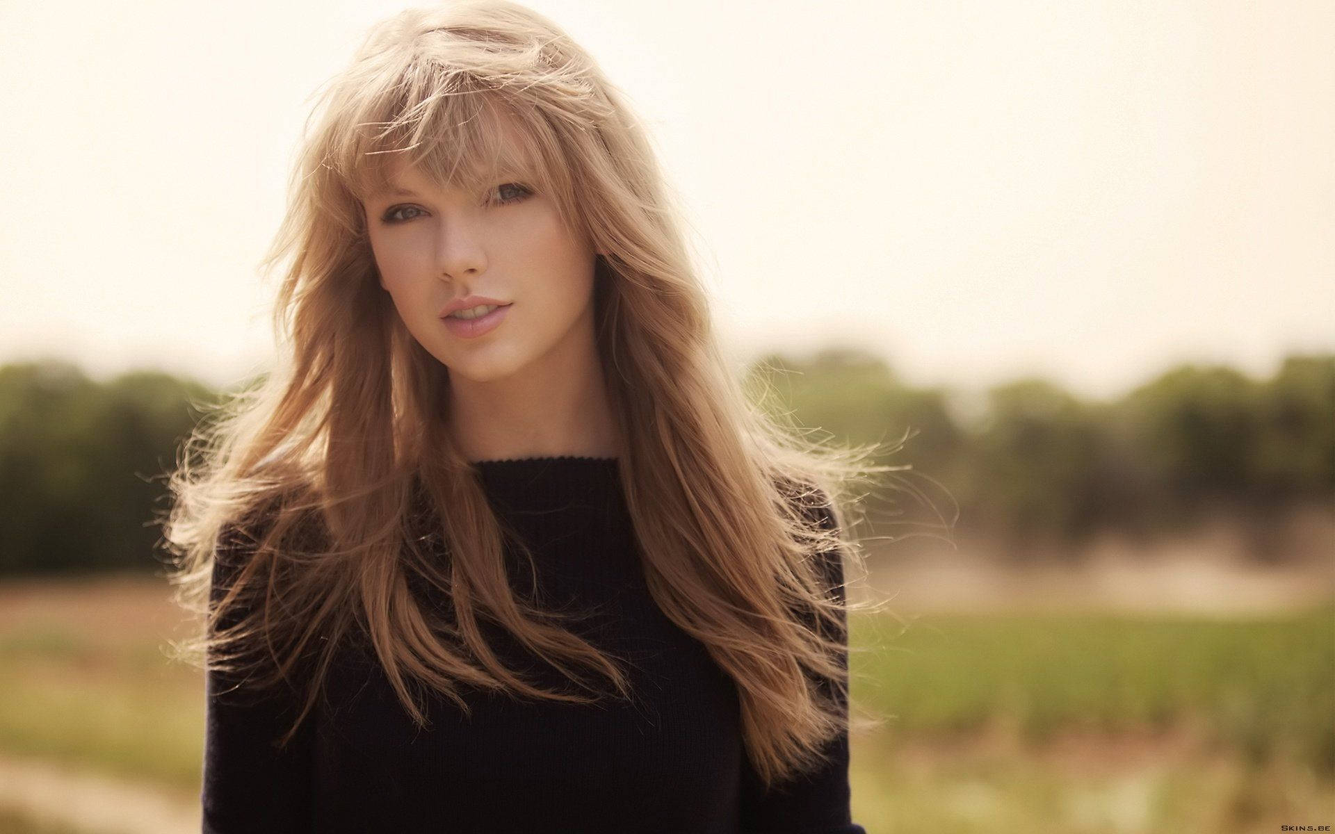Taylor Swift stråler på scenen Wallpapers