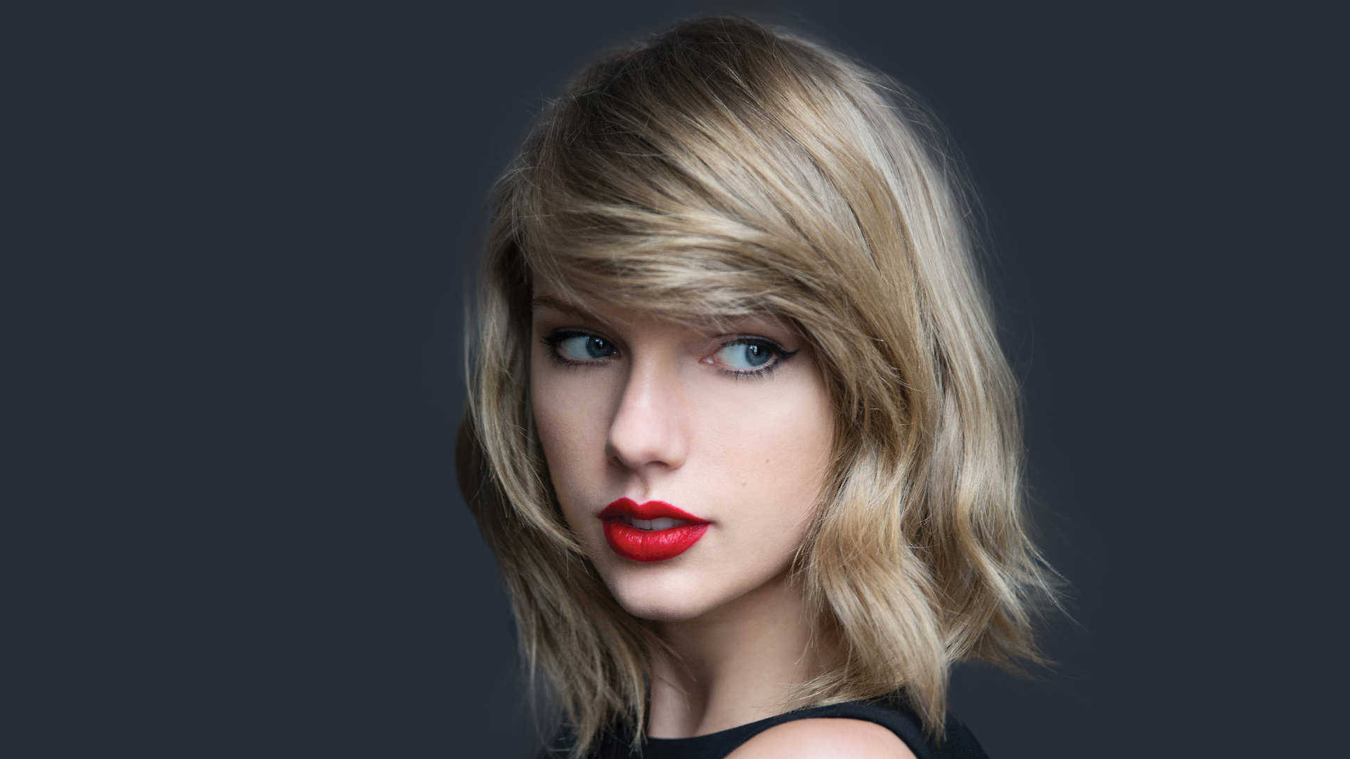 Uskyldigt sideblik Taylor Swift minimalistisk tapet. — Taylor Swift Wallpapers