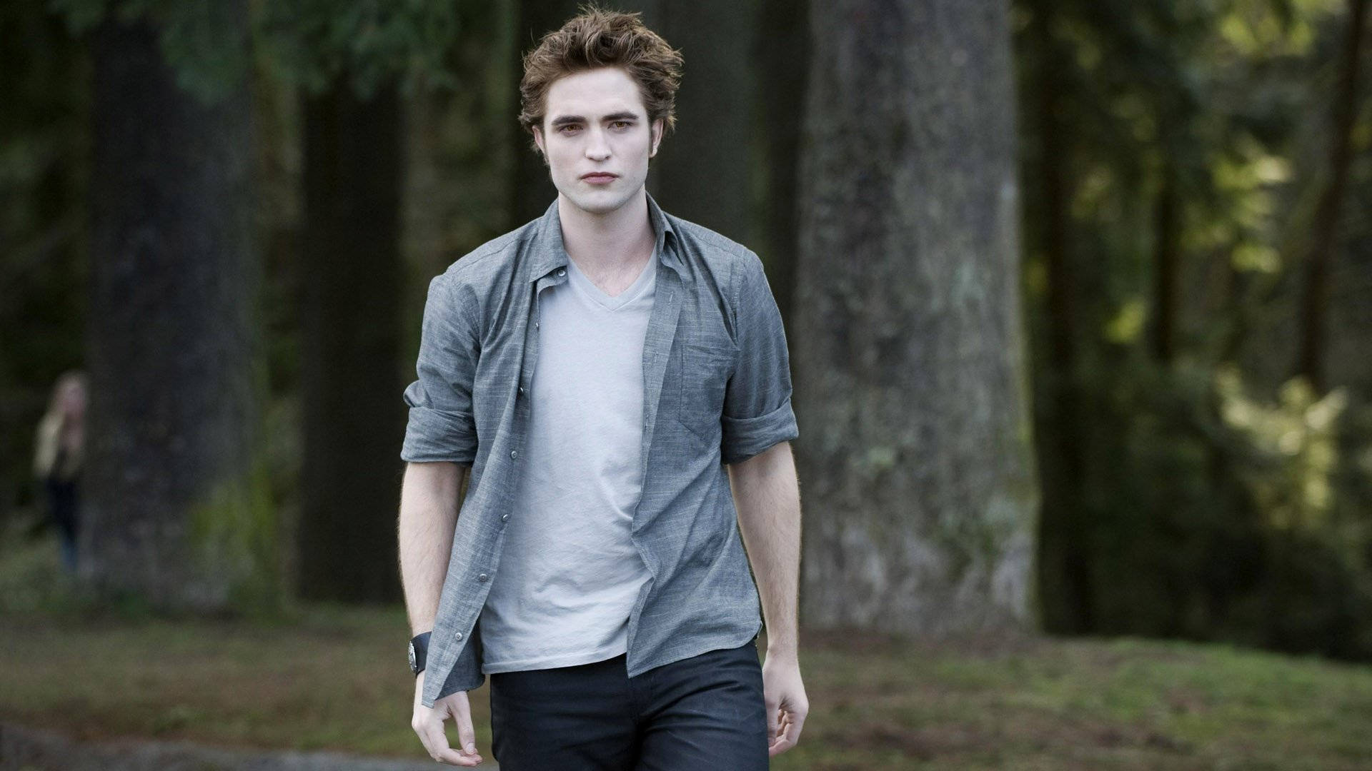 The Twilight Saga Edward i skoven Wallpapers