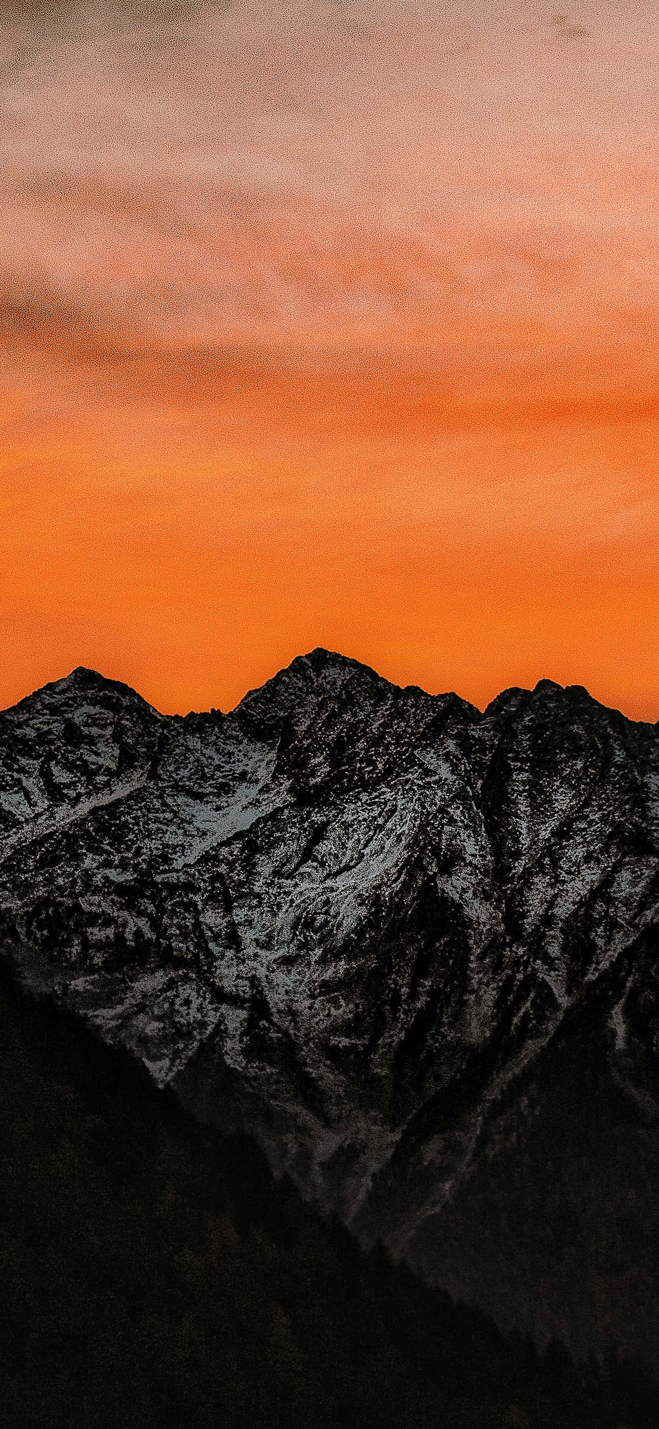 Tilføj et farvesprøjt med en levende baggrund Wallpapers