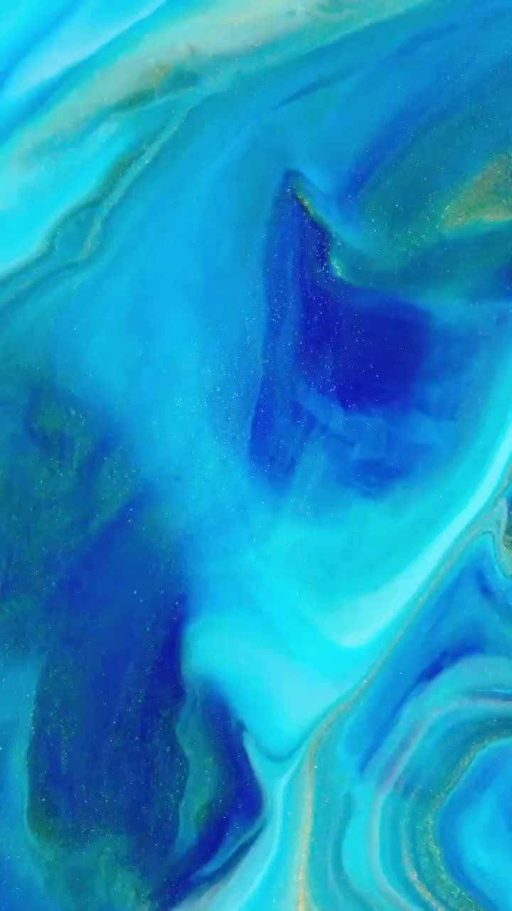 Tjek det fantastiske Luminous Blue cover til iPhone 11 Wallpapers