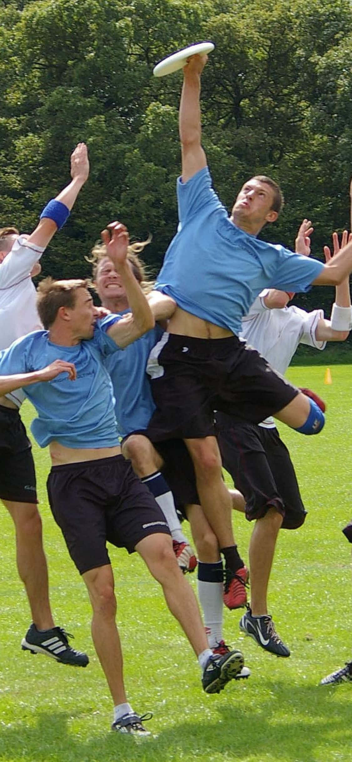 Træt af de sædvanlige spil? Hvorfor ikke prøve en omgang frisbee med din iPhone Xs? Wallpapers
