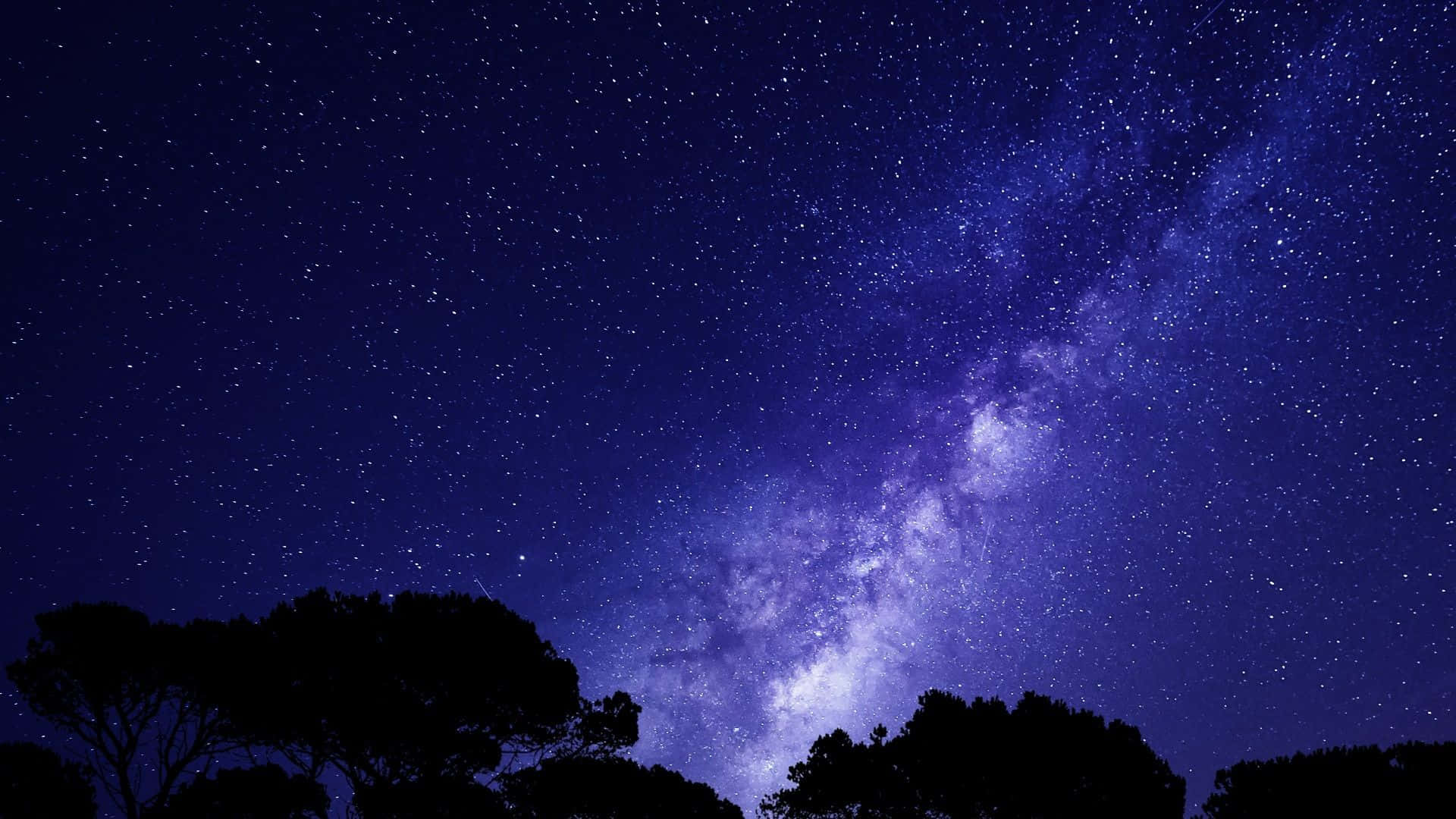 Udforsk uendelige muligheder i midnattens timer Wallpapers