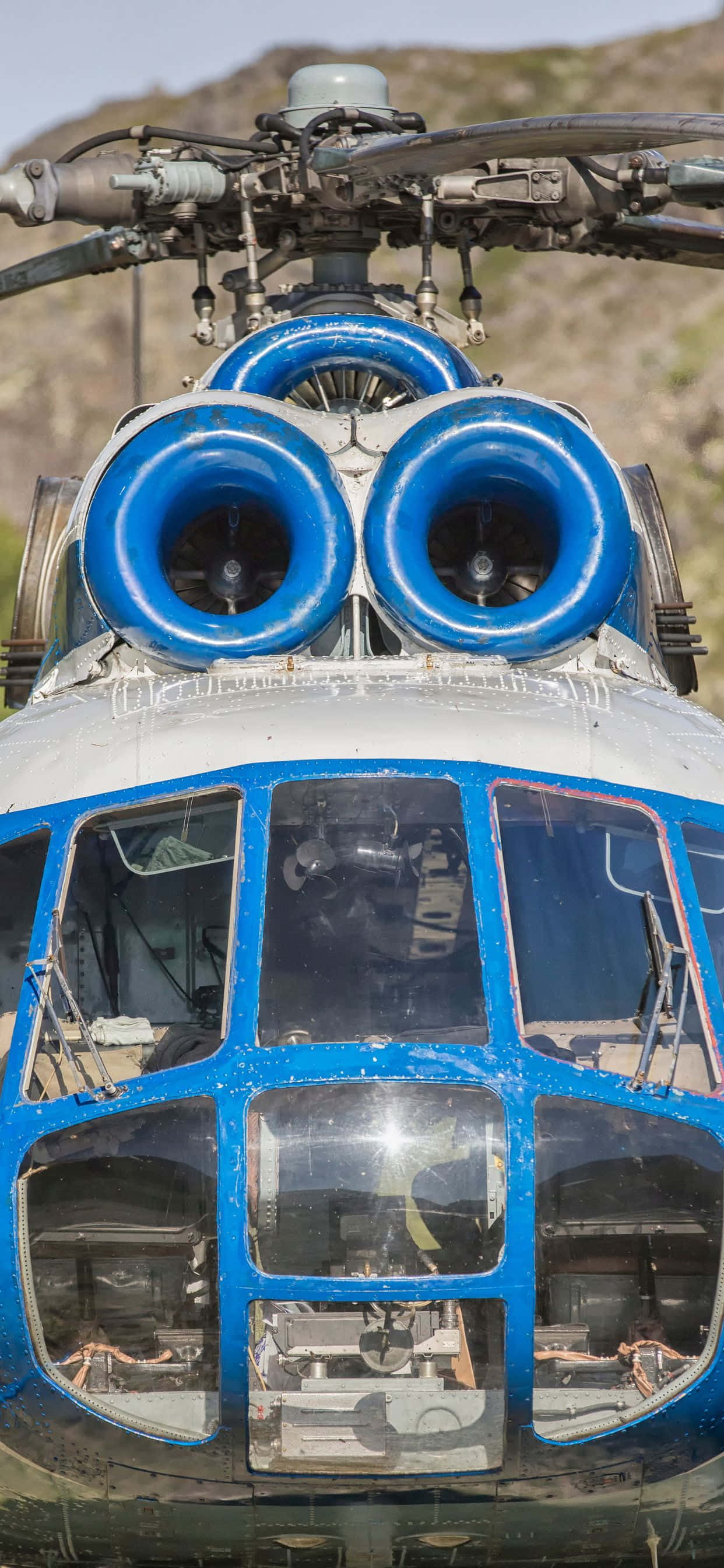 Udforsk verden med de nyeste iPhone Xs Max Helikoptere Wallpapers