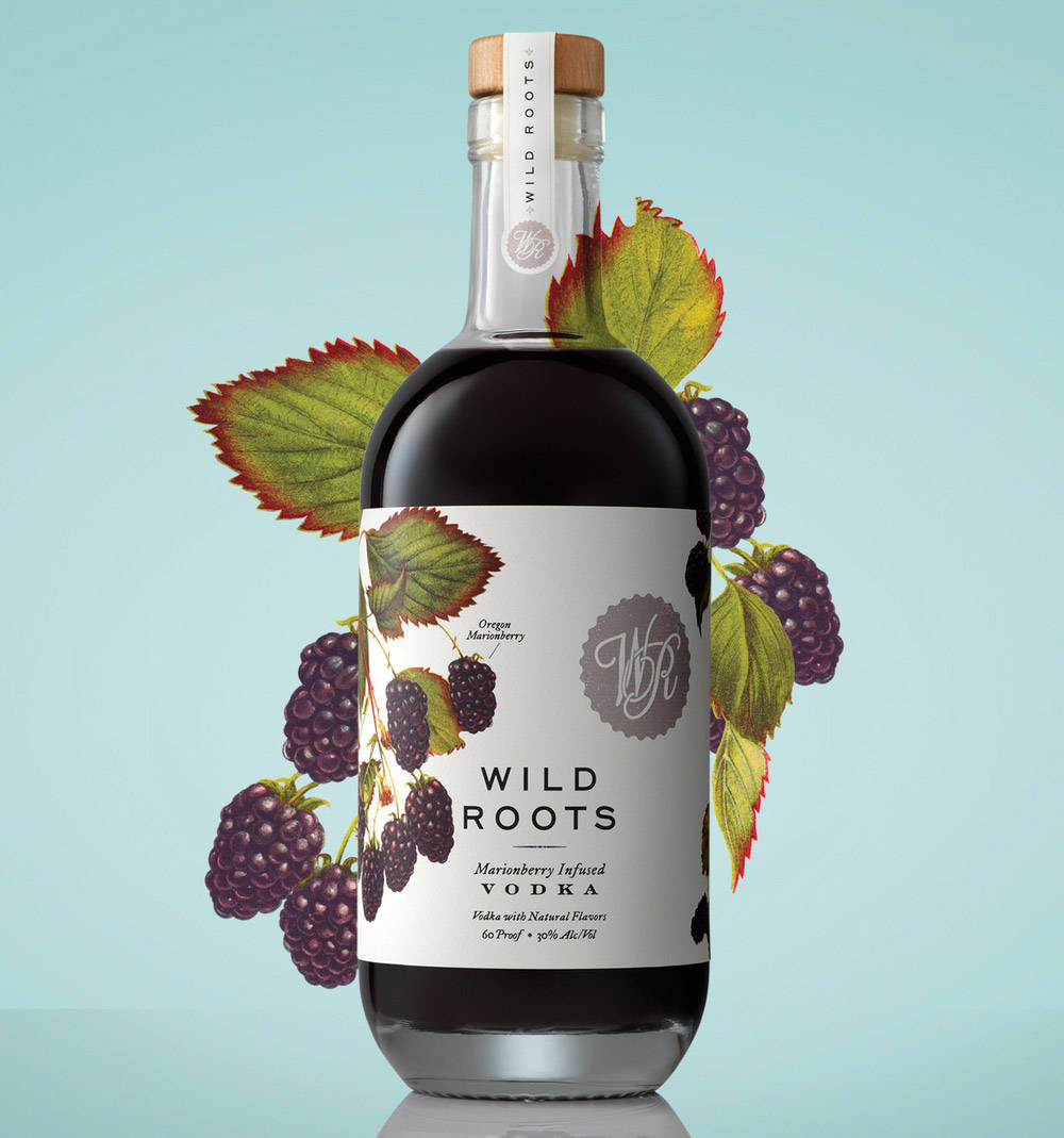 Wild Roots Marionberry Infunderet Vodka med Friske Bær Wallpapers