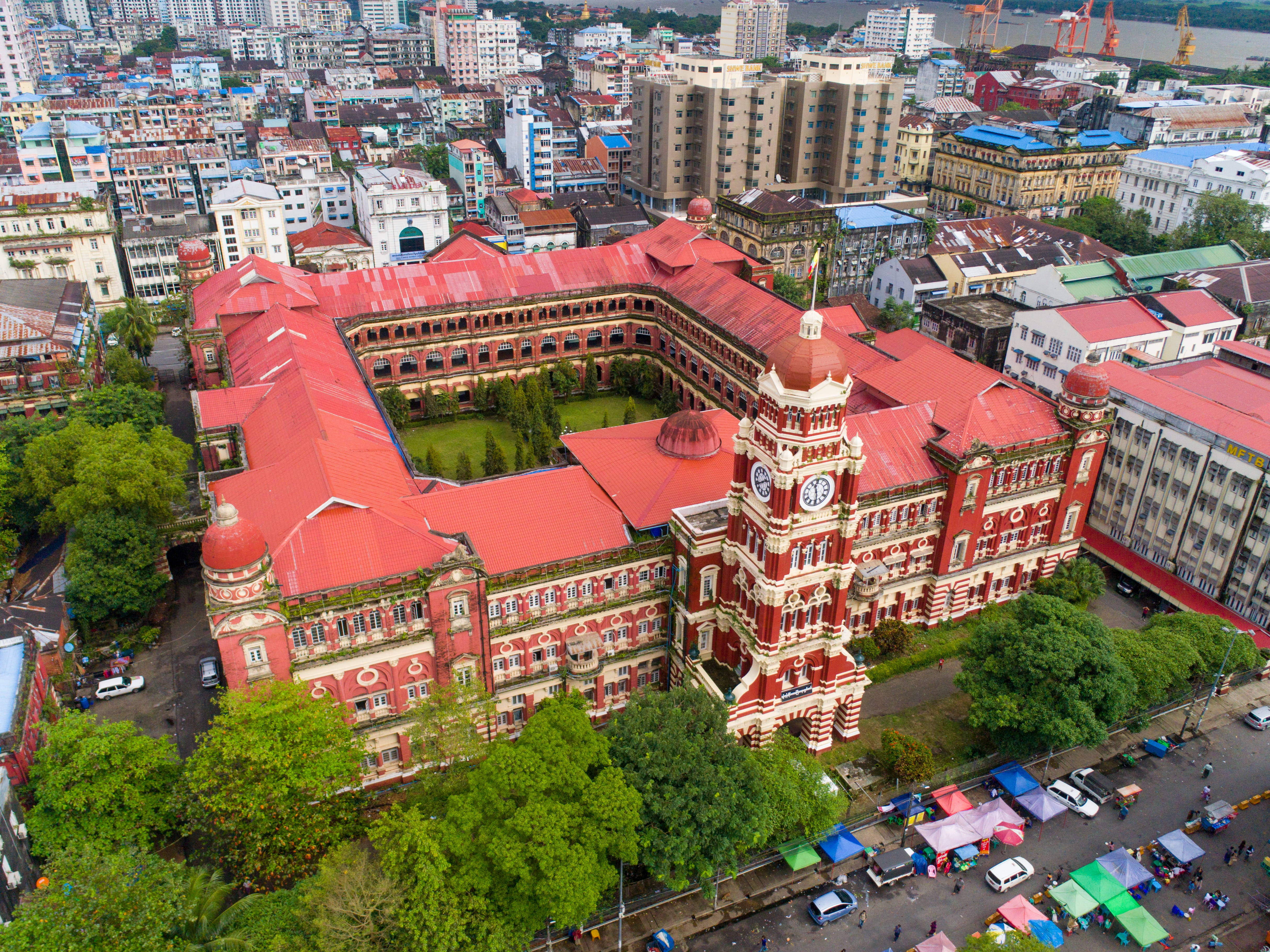 Yangon High Court - Et arkitektonisk vidunder i Myanmar Wallpapers