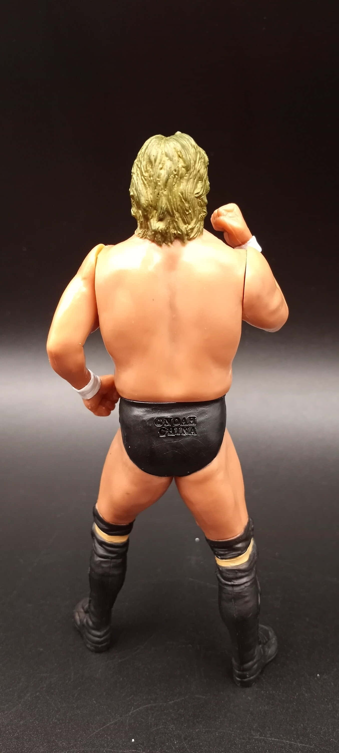 Yoshihiro Takayama statue vendt bagud Wallpapers
