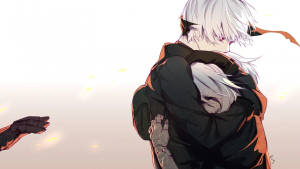 Anime-krammende par med hvidt hår tapet
