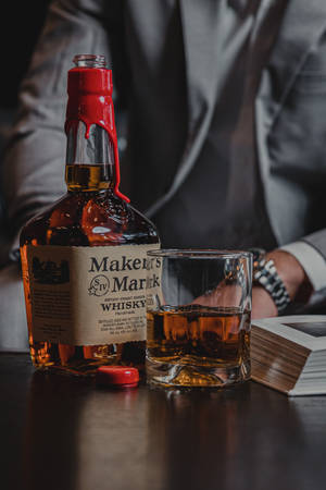 Billedtekst: En smag af ekspertise - Maker's Mark Whisky — Xiaomi Pad 7S Pro 12.5 Wallpapers