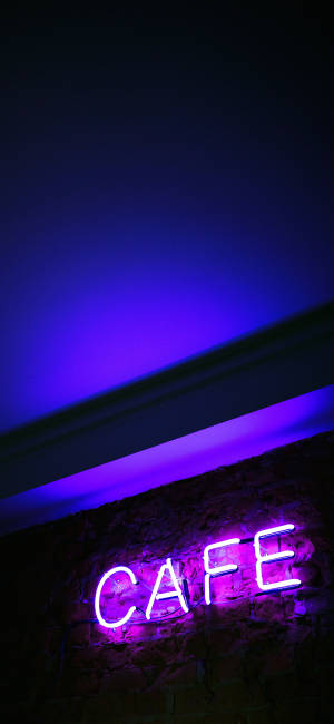 Neon Lilla Iphone Cafe Lys — iPhone 17 Pro Max Wallpapers