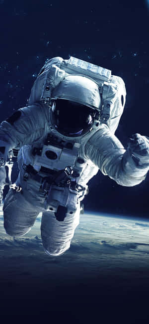 Astronaut Iphone — Xiaomi 17 Wallpapers