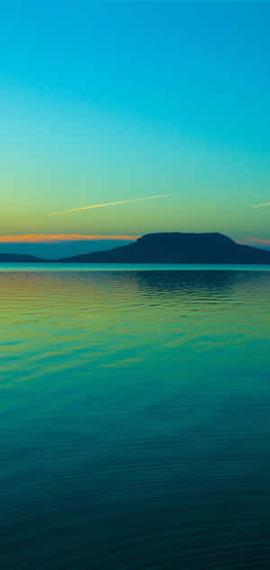 Rolig mobil — iPhone 12 Pro Wallpapers