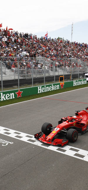 F1 iPhone Vettel Finish Line — Samsung S23 Ultra Wallpapers