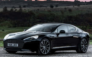 Fantastisk Aston Martin Rapide S i aktion — MacBook Pro 13 Wallpapers