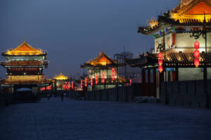 Farverig nat i Xian City Wall wallpaper — Skumring Wallpapers