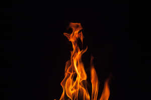 Flammebaggrund — MacBook Pro M2 Wallpapers