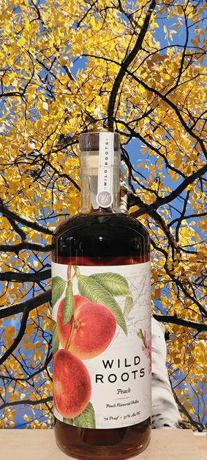 Forfriskende ferskenvodka fra Wild Roots — 20:9 Wallpapers