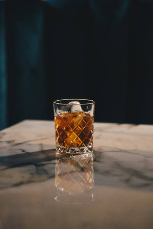 Glas med iskold whisky — Xiaomi Pad 7S Pro 12.5 Wallpapers