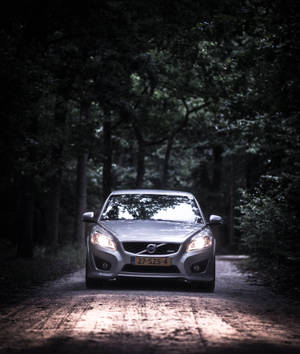 Kørende Grå Volvo Sedan wallpaper — Galaxy Z Fold Wallpapers